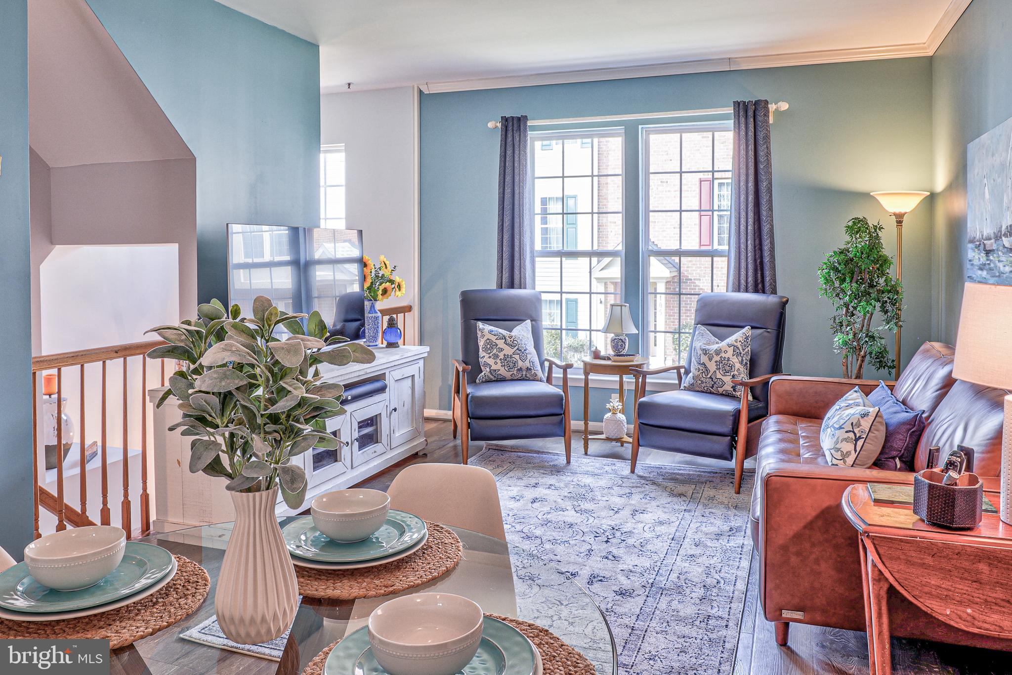 RUSSETT - Residential