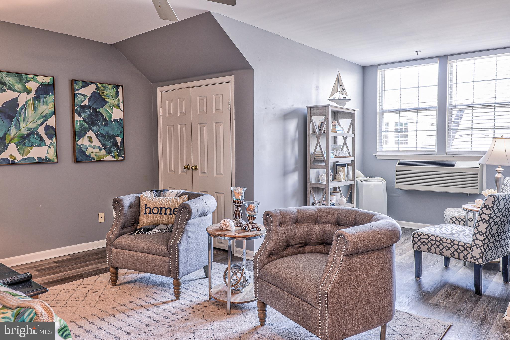 RUSSETT - Residential