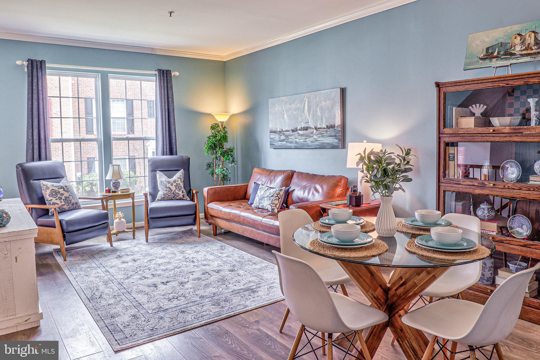 RUSSETT - Residential