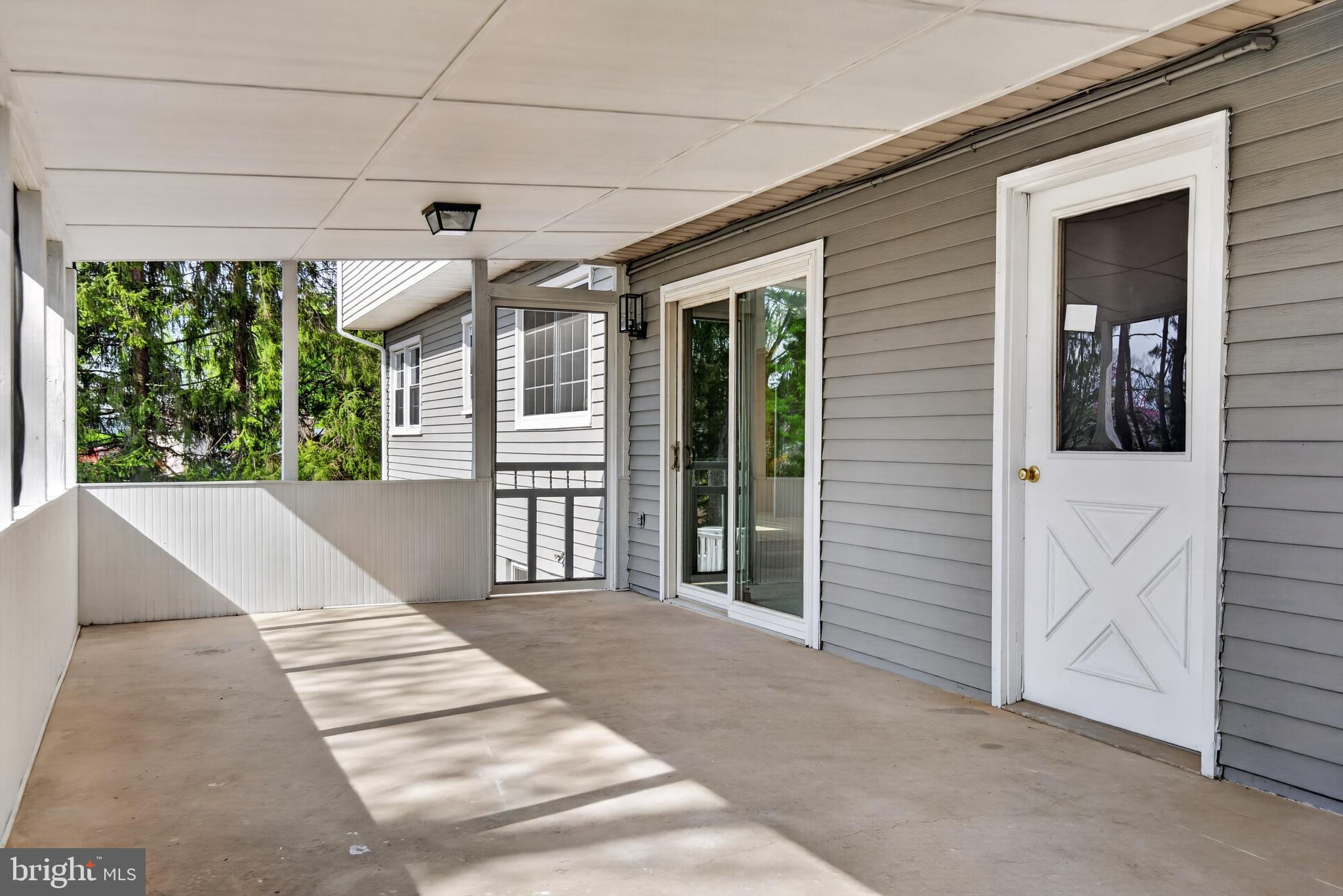 VALLEY GREEN - Residential