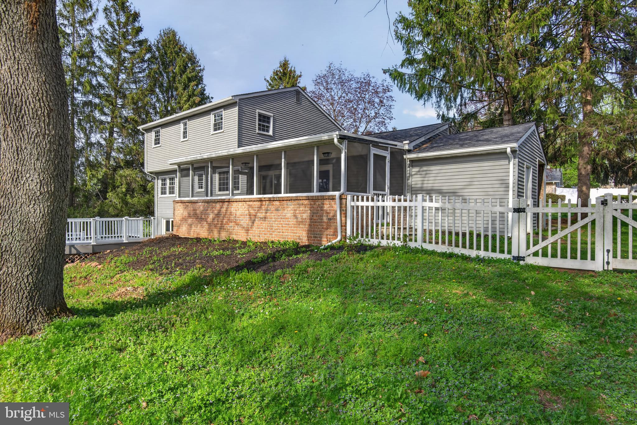 VALLEY GREEN - Residential