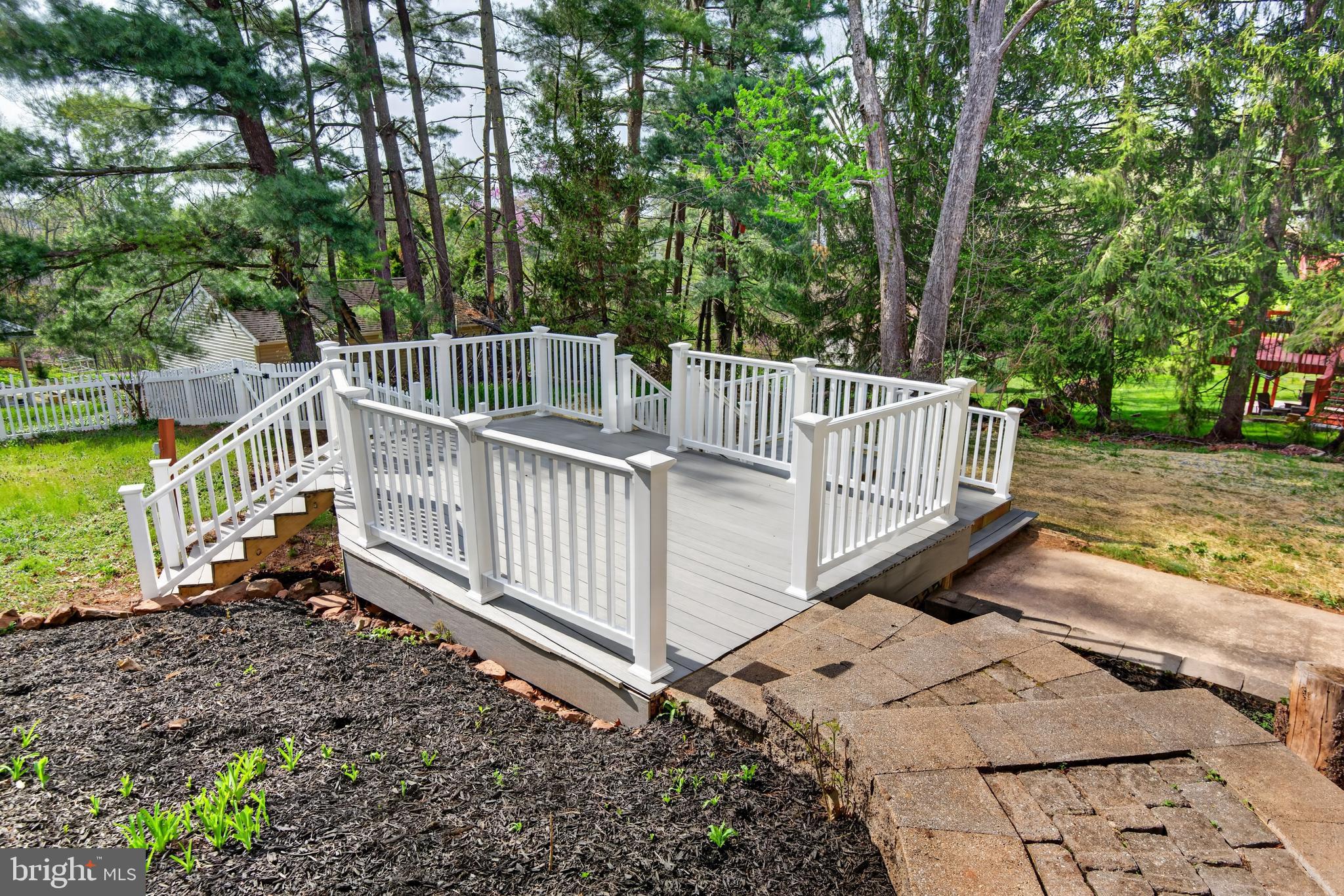 VALLEY GREEN - Residential