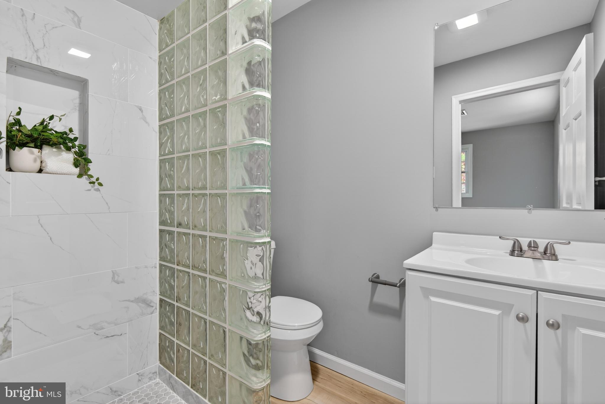 VALLEY GREEN - Residential