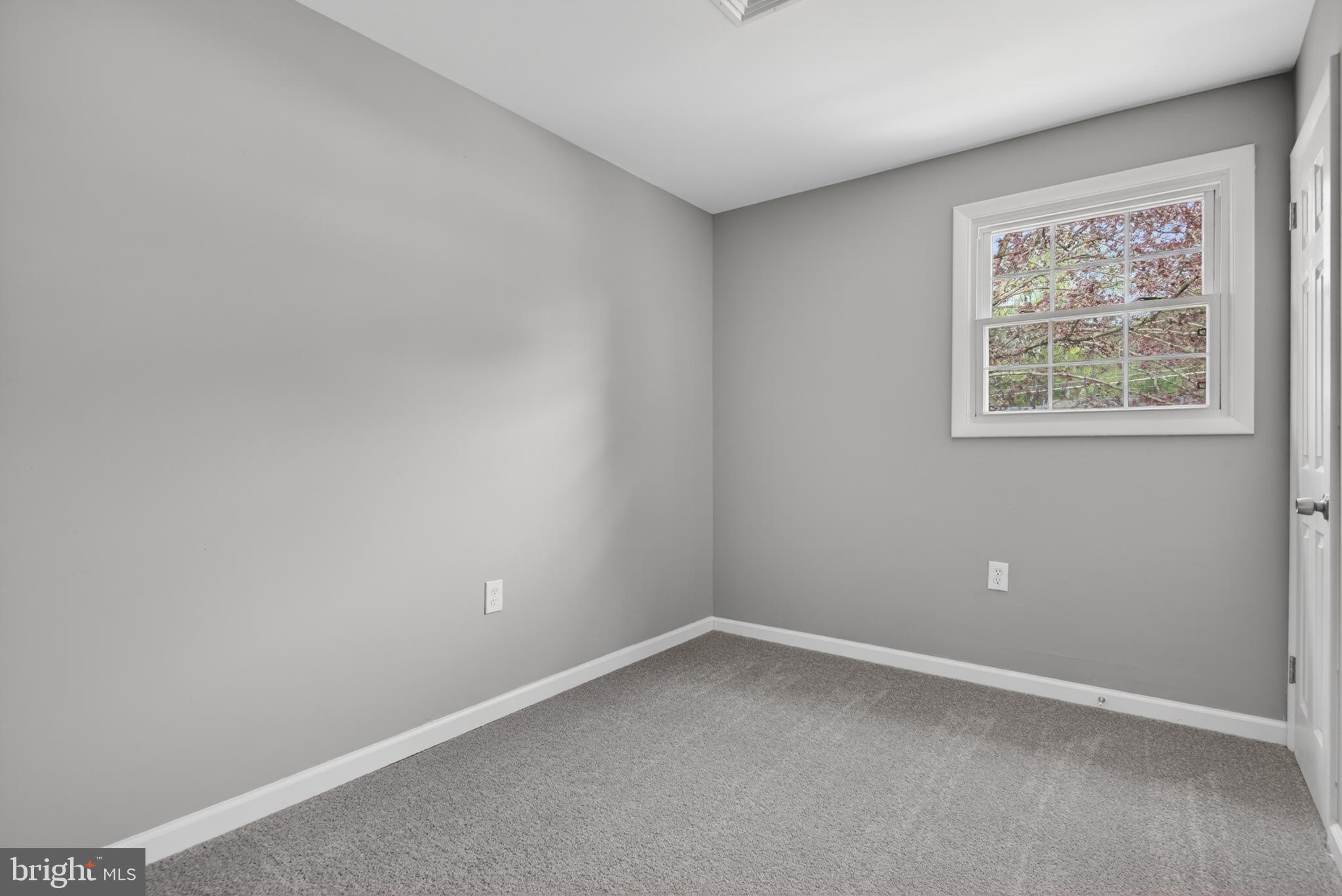 VALLEY GREEN - Residential