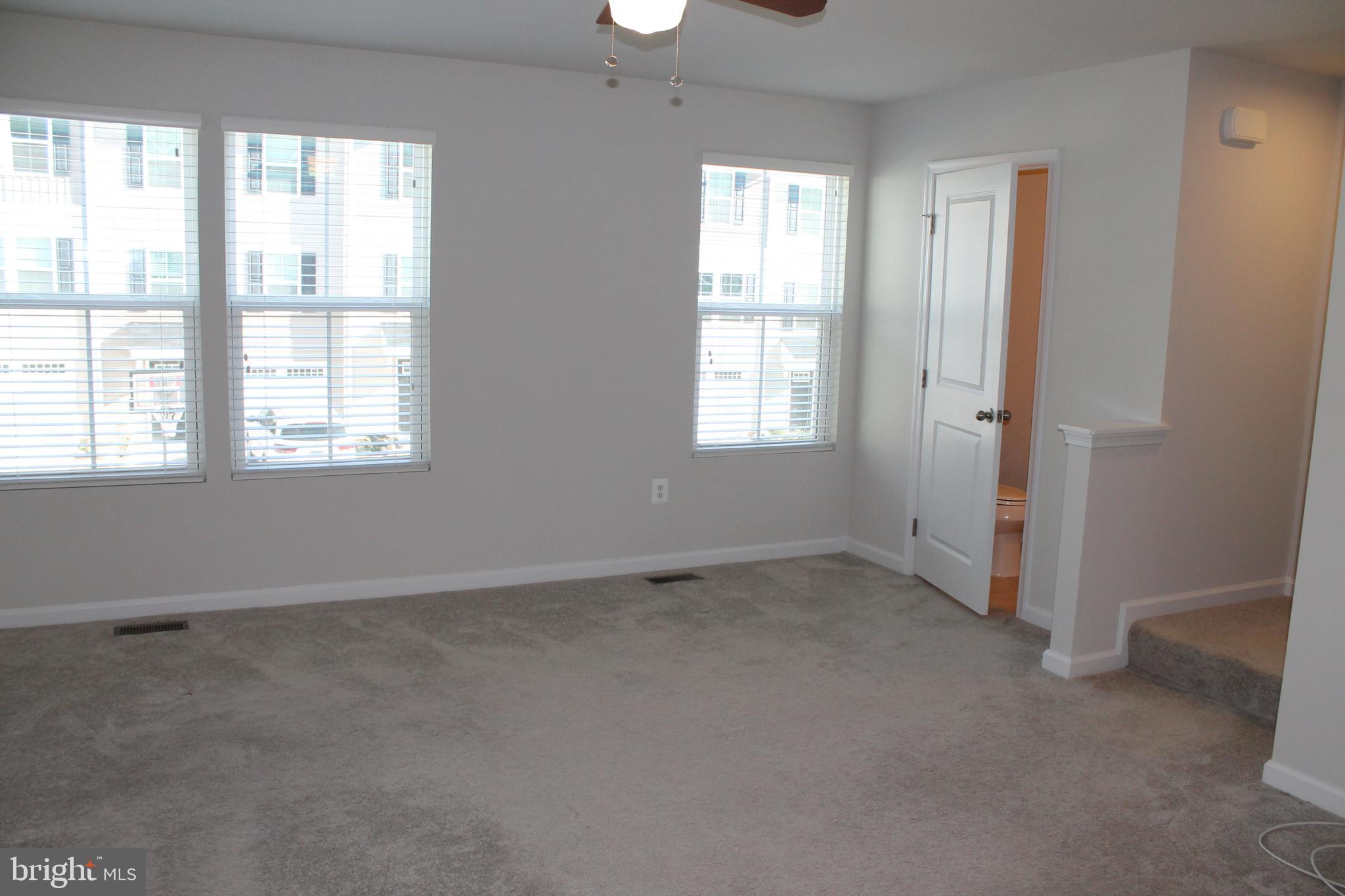 REGENTS CREST - Residential