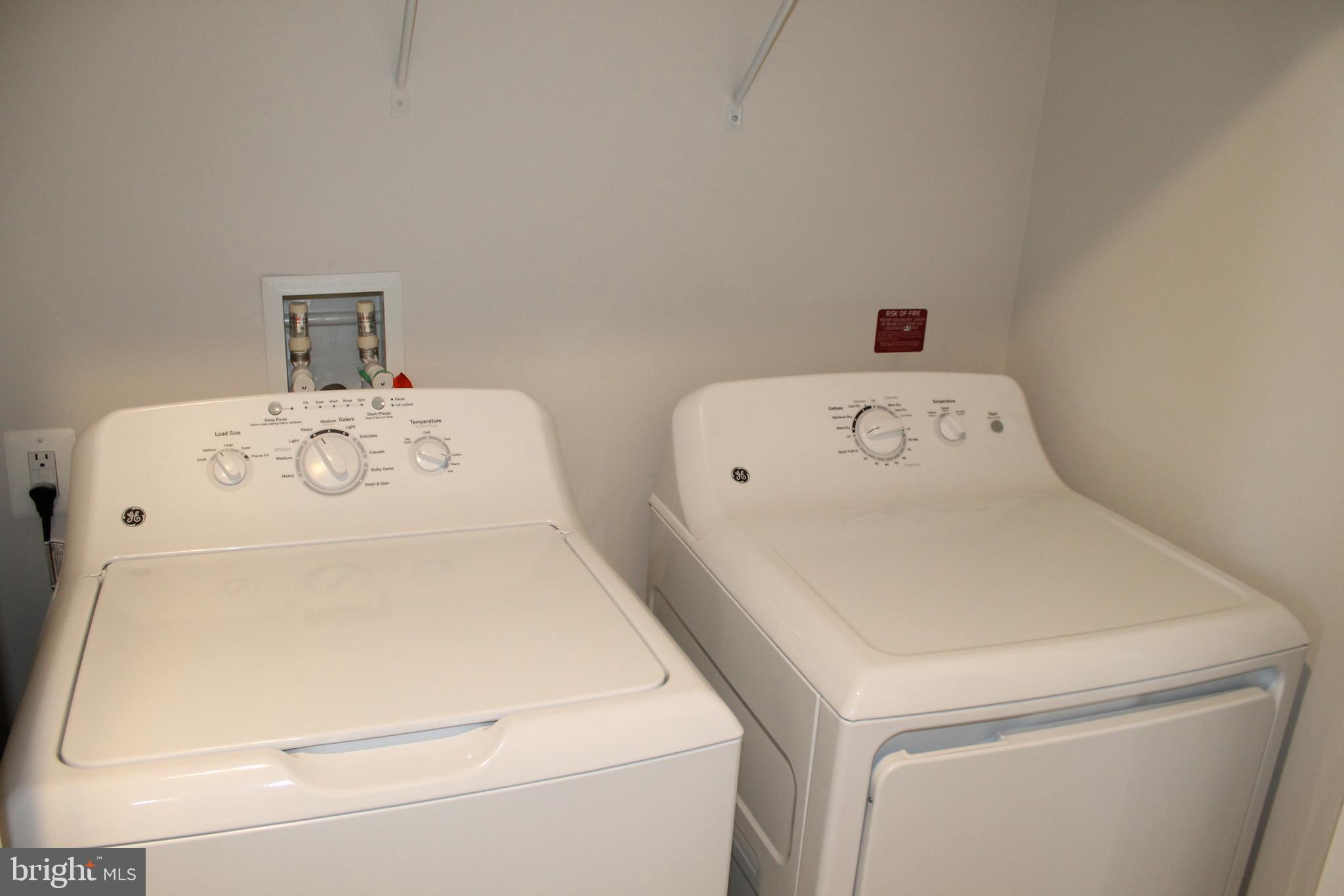 REGENTS CREST - Residential