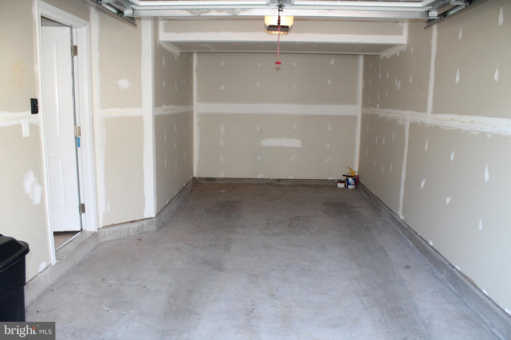 REGENTS CREST - Residential