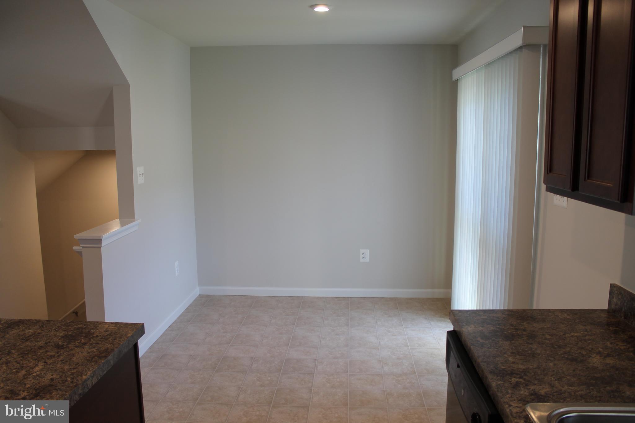 REGENTS CREST - Residential