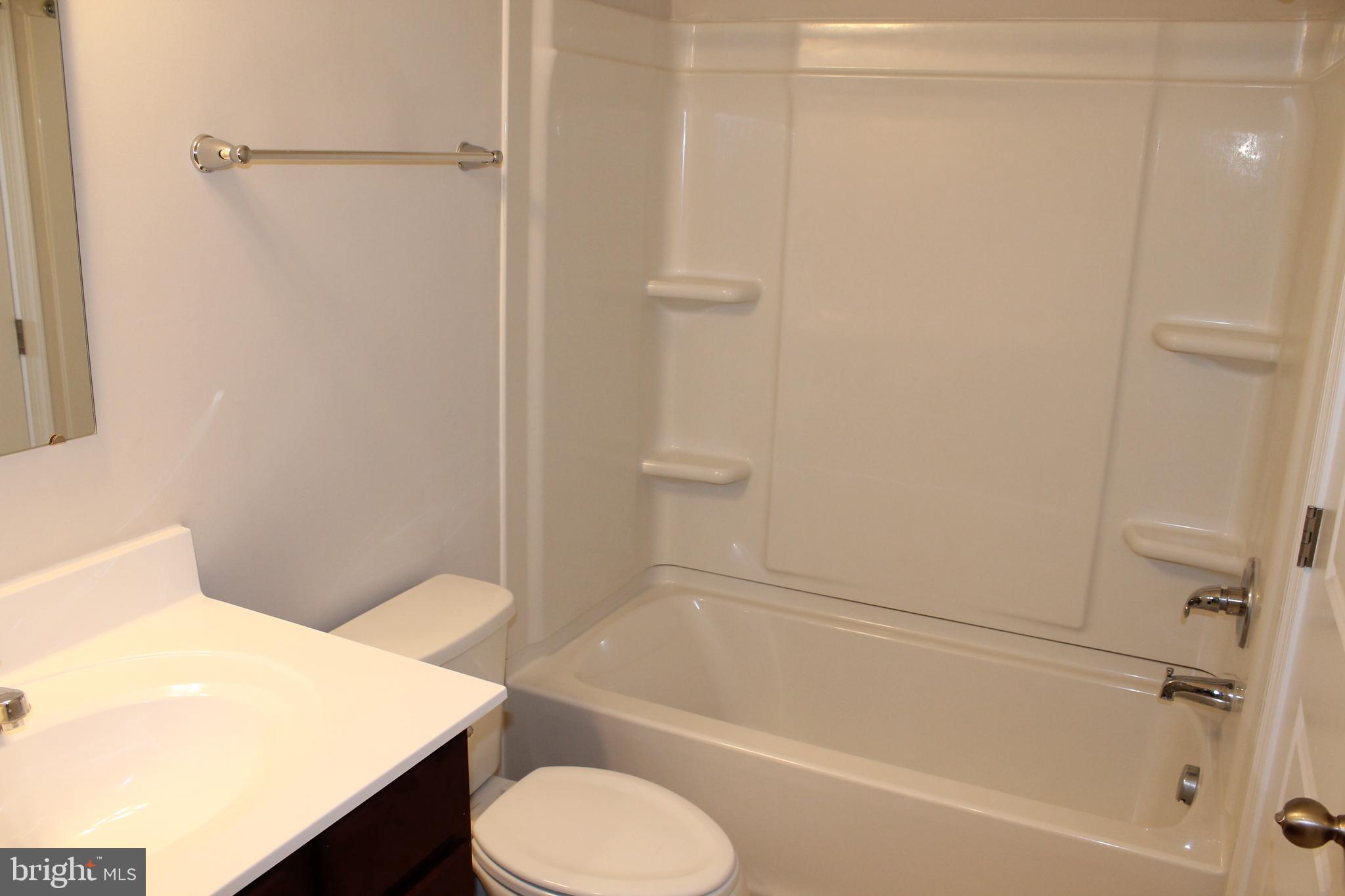 REGENTS CREST - Residential