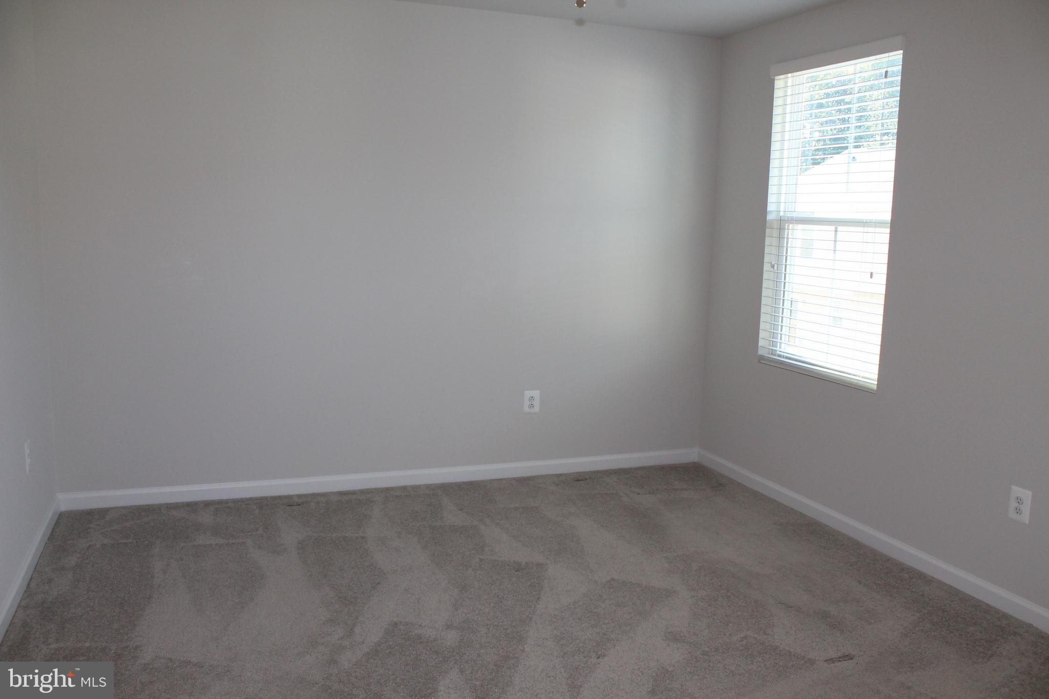 REGENTS CREST - Residential