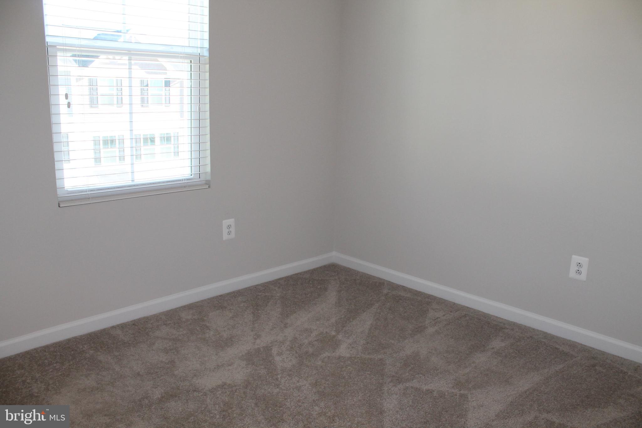 REGENTS CREST - Residential