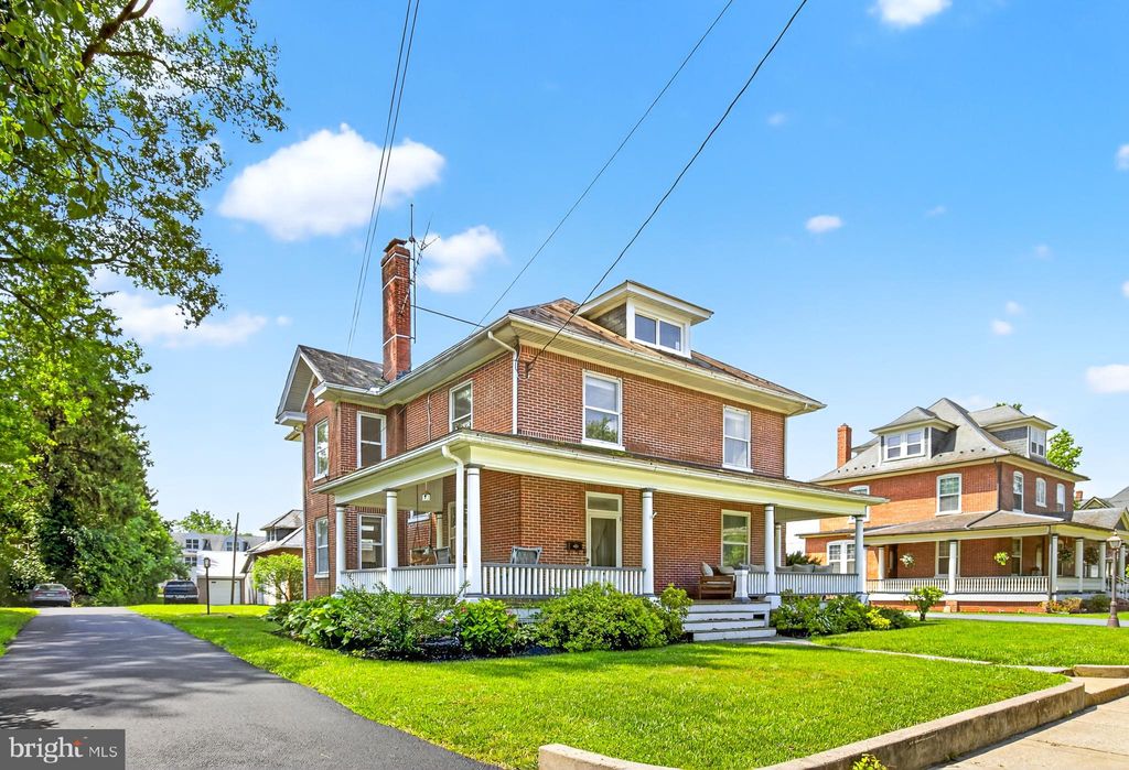 Photo of 34 Donegal Springs Road, MOUNT JOY, PA 17552 (MLS # PALA2072362)