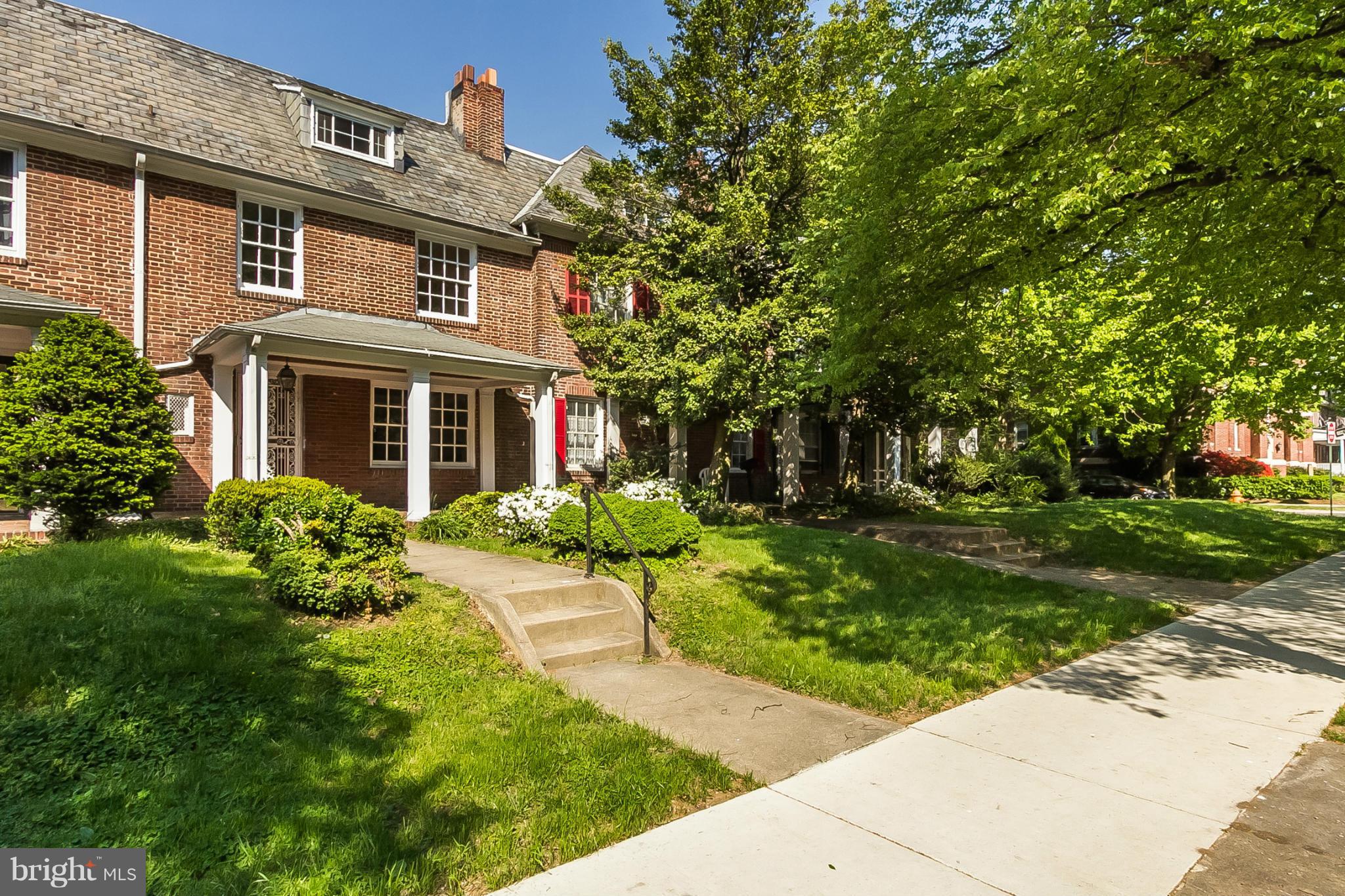 OAKENSHAWE - Residential