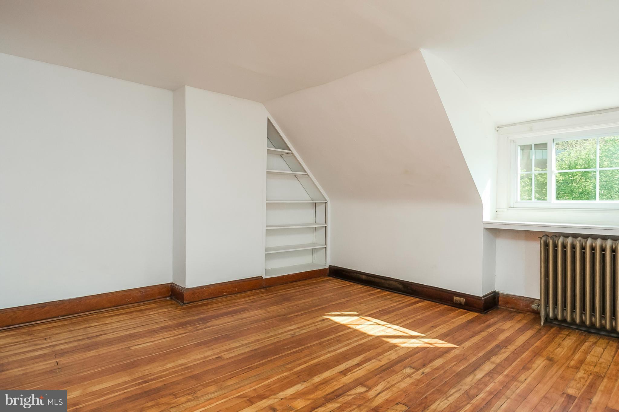 OAKENSHAWE - Residential