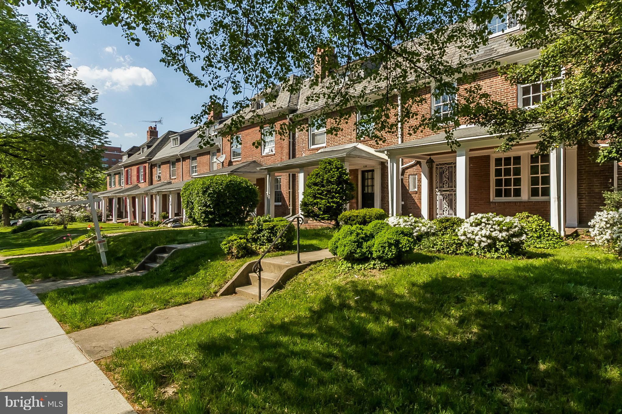 OAKENSHAWE - Residential