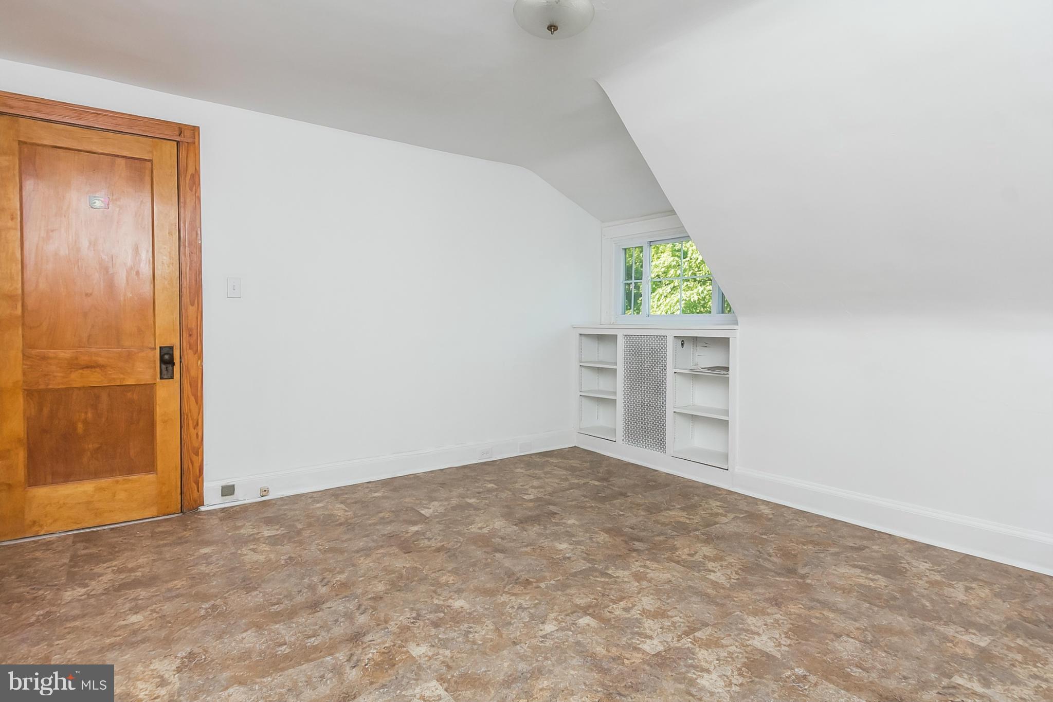 OAKENSHAWE - Residential