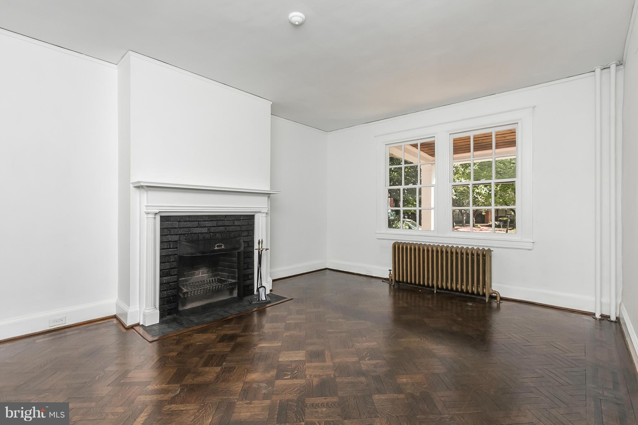 OAKENSHAWE - Residential