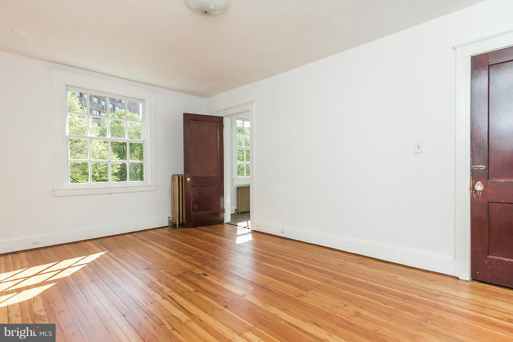 OAKENSHAWE - Residential