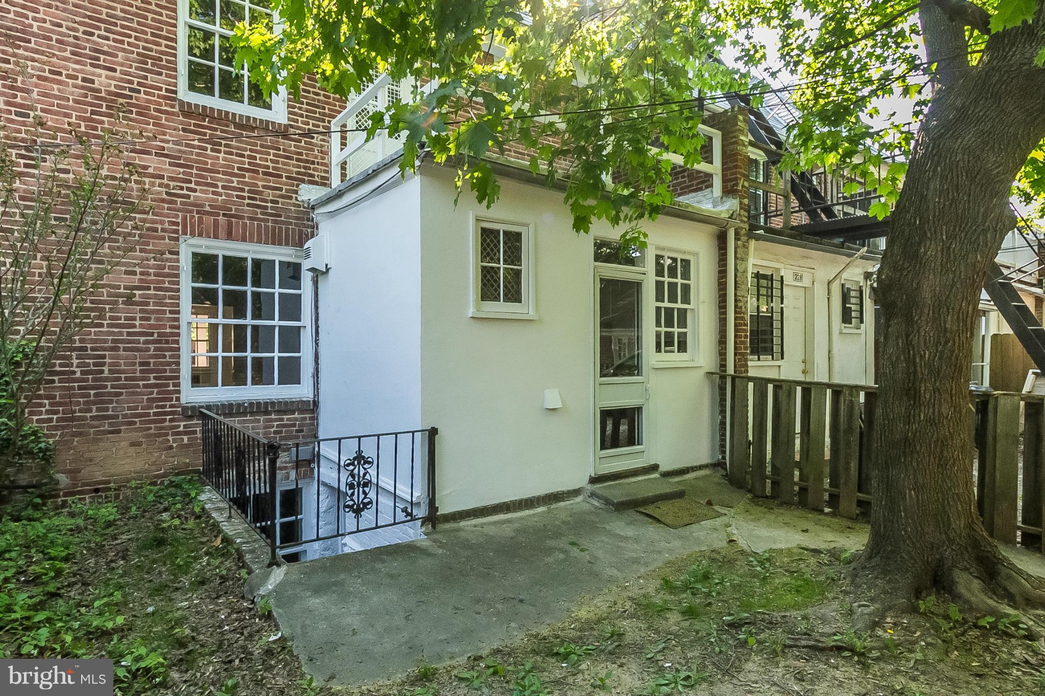 OAKENSHAWE - Residential