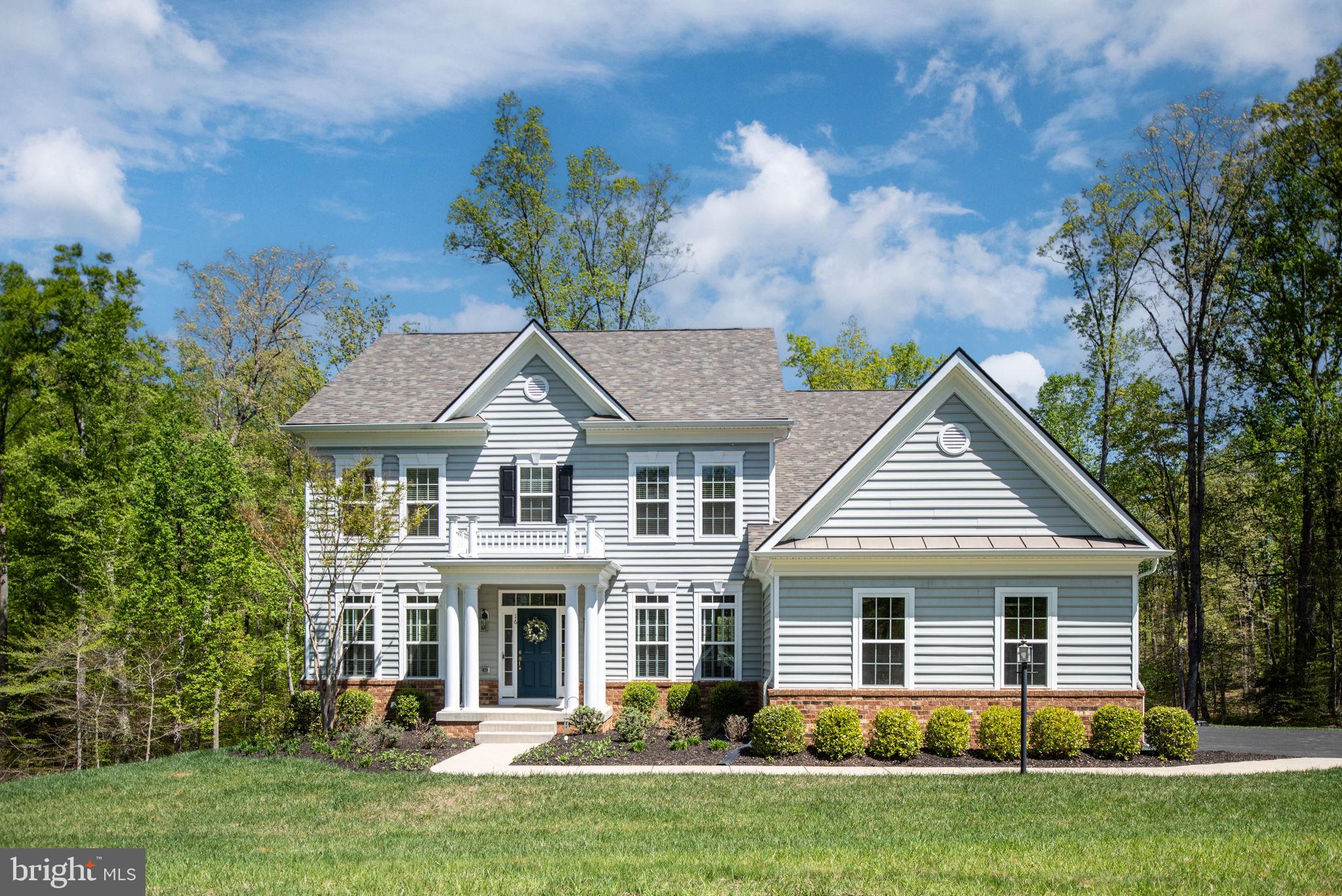 AUGUSTINE AT THE GLENS - Residential