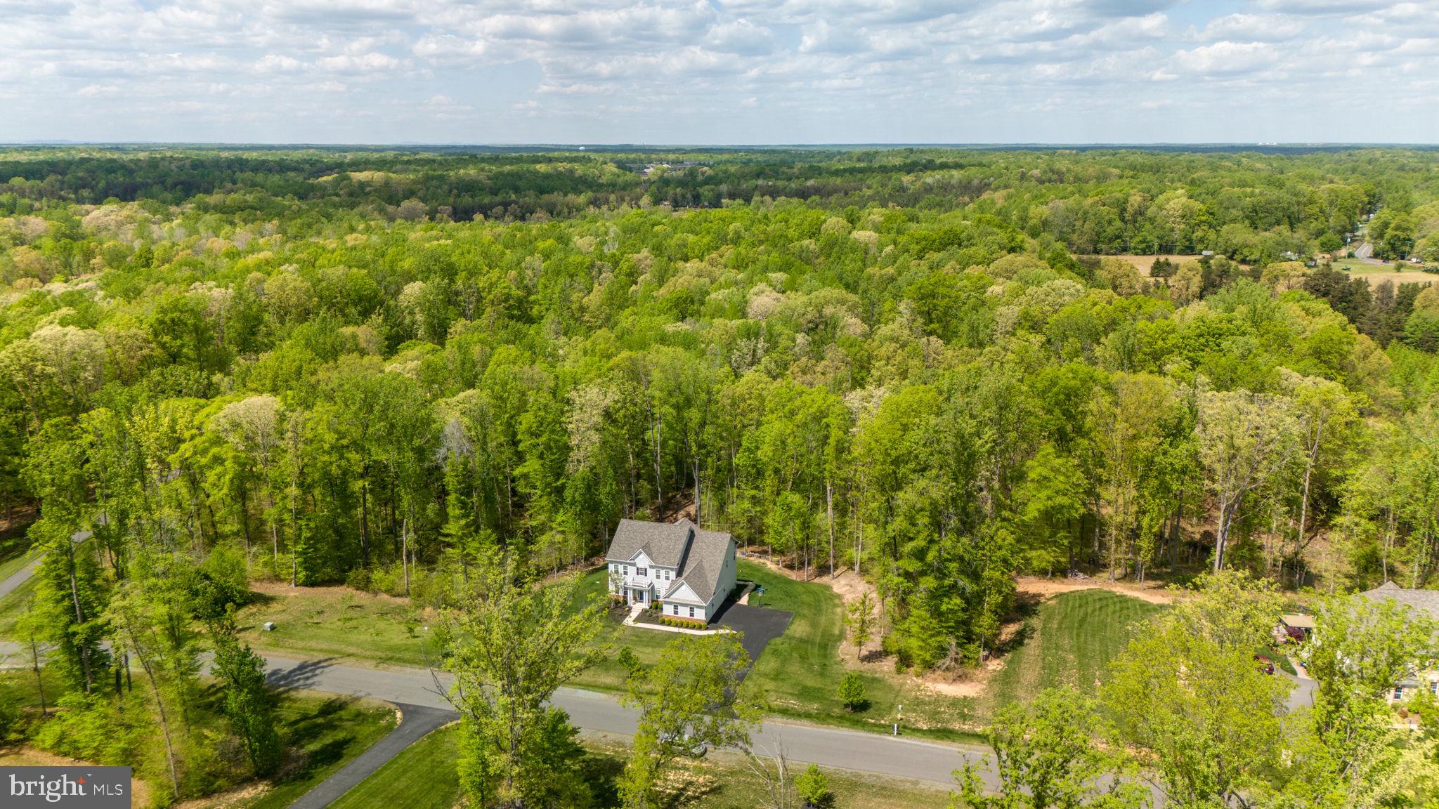 AUGUSTINE AT THE GLENS - Residential