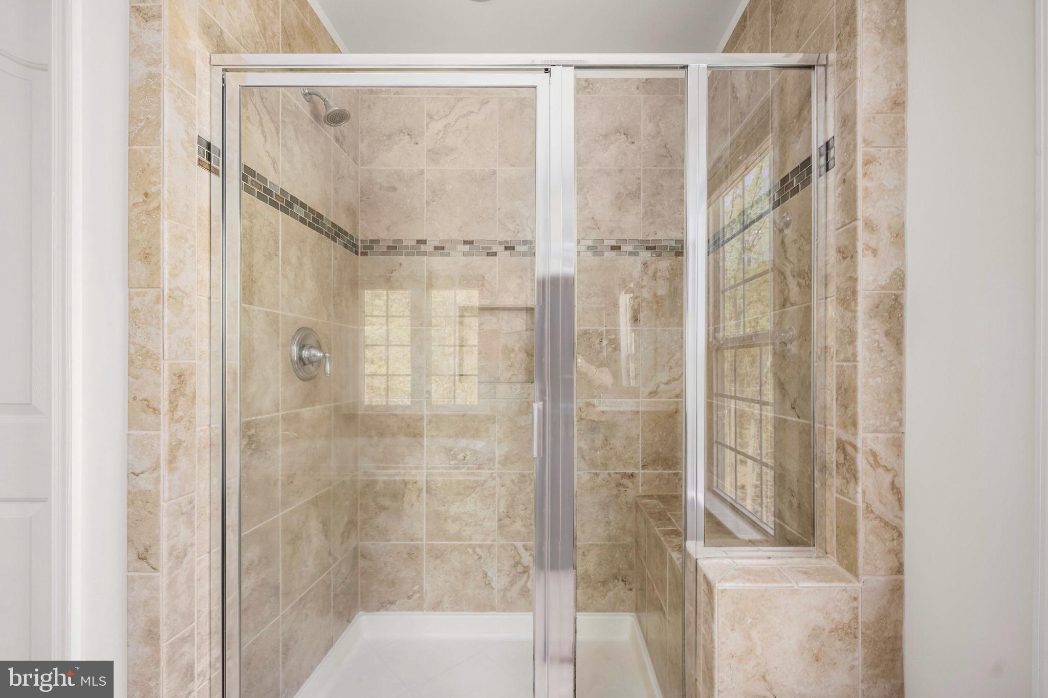 AUGUSTINE AT THE GLENS - Residential