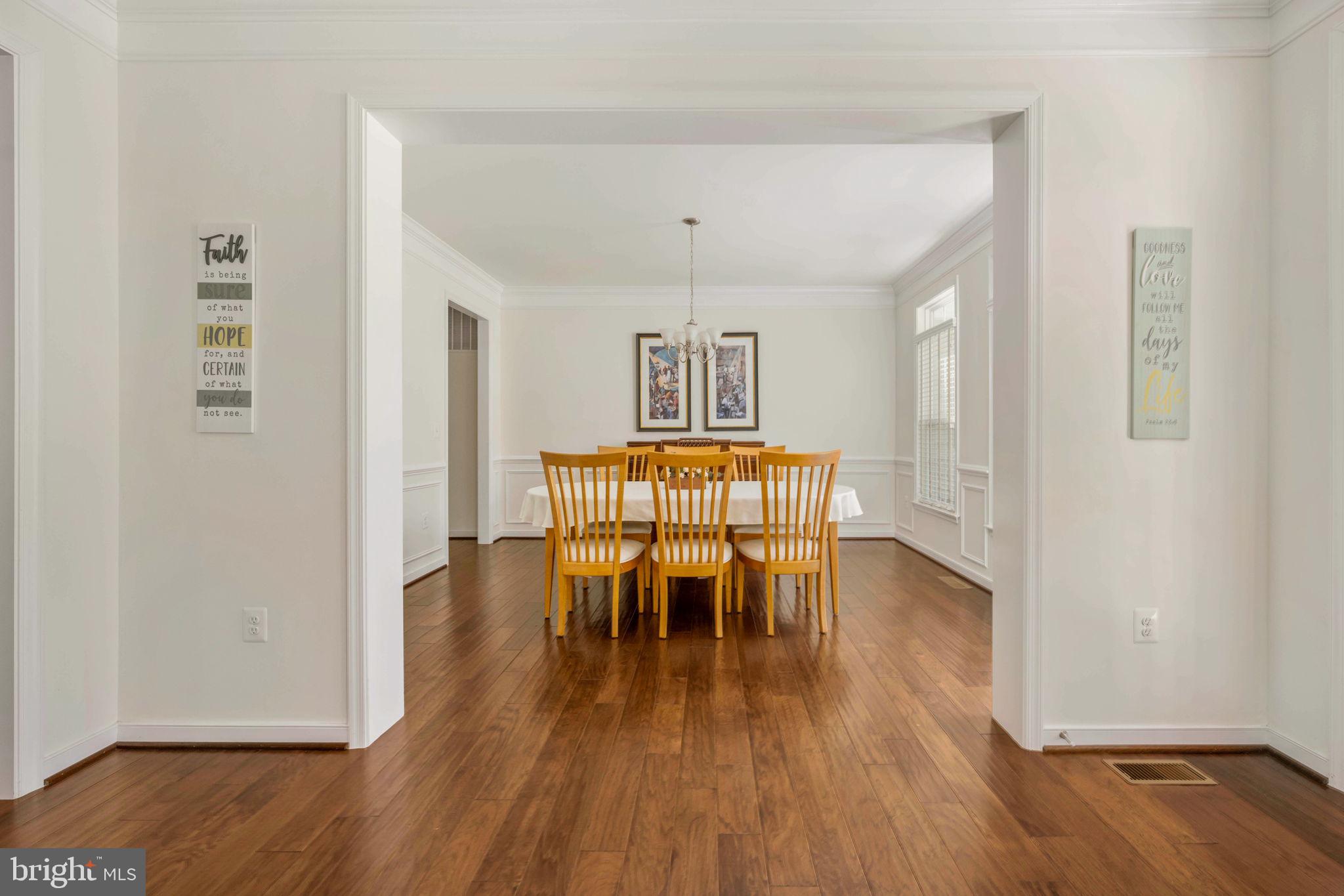 AUGUSTINE AT THE GLENS - Residential