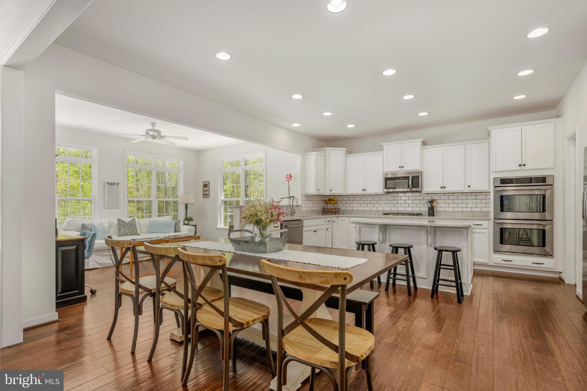 AUGUSTINE AT THE GLENS - Residential