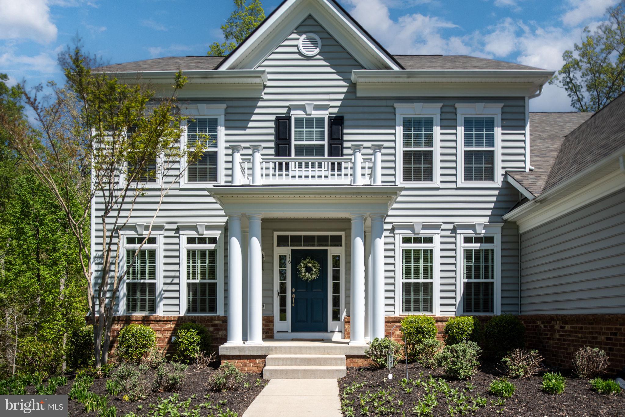 AUGUSTINE AT THE GLENS - Residential