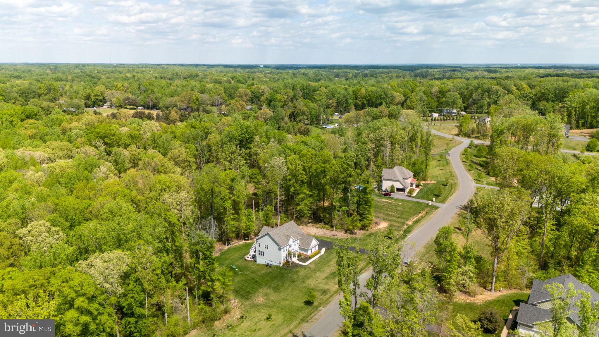 AUGUSTINE AT THE GLENS - Residential