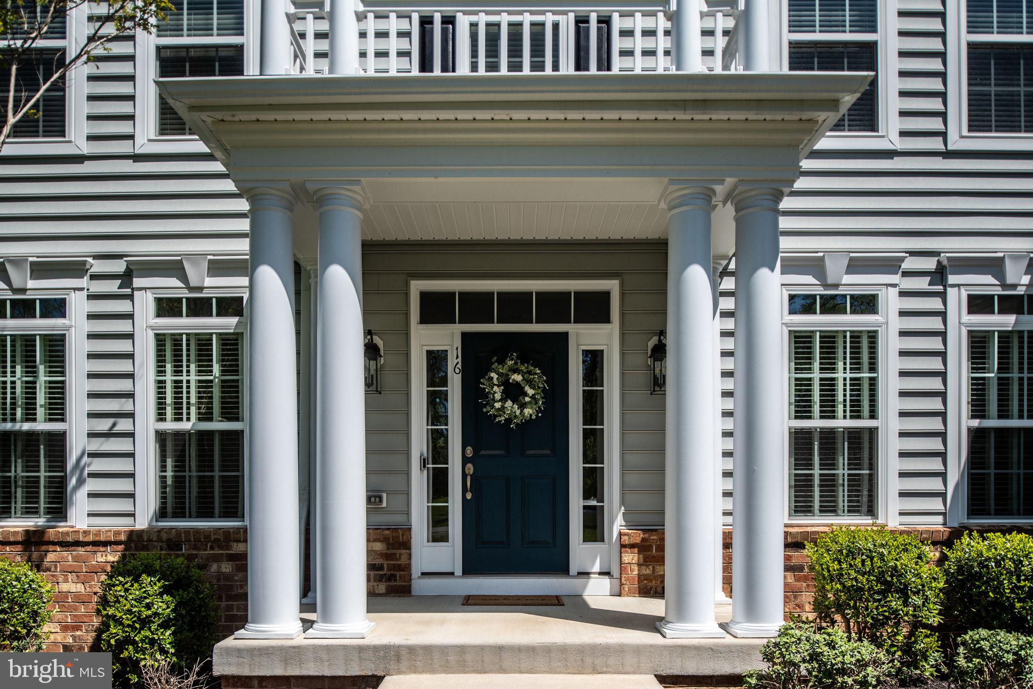 AUGUSTINE AT THE GLENS - Residential