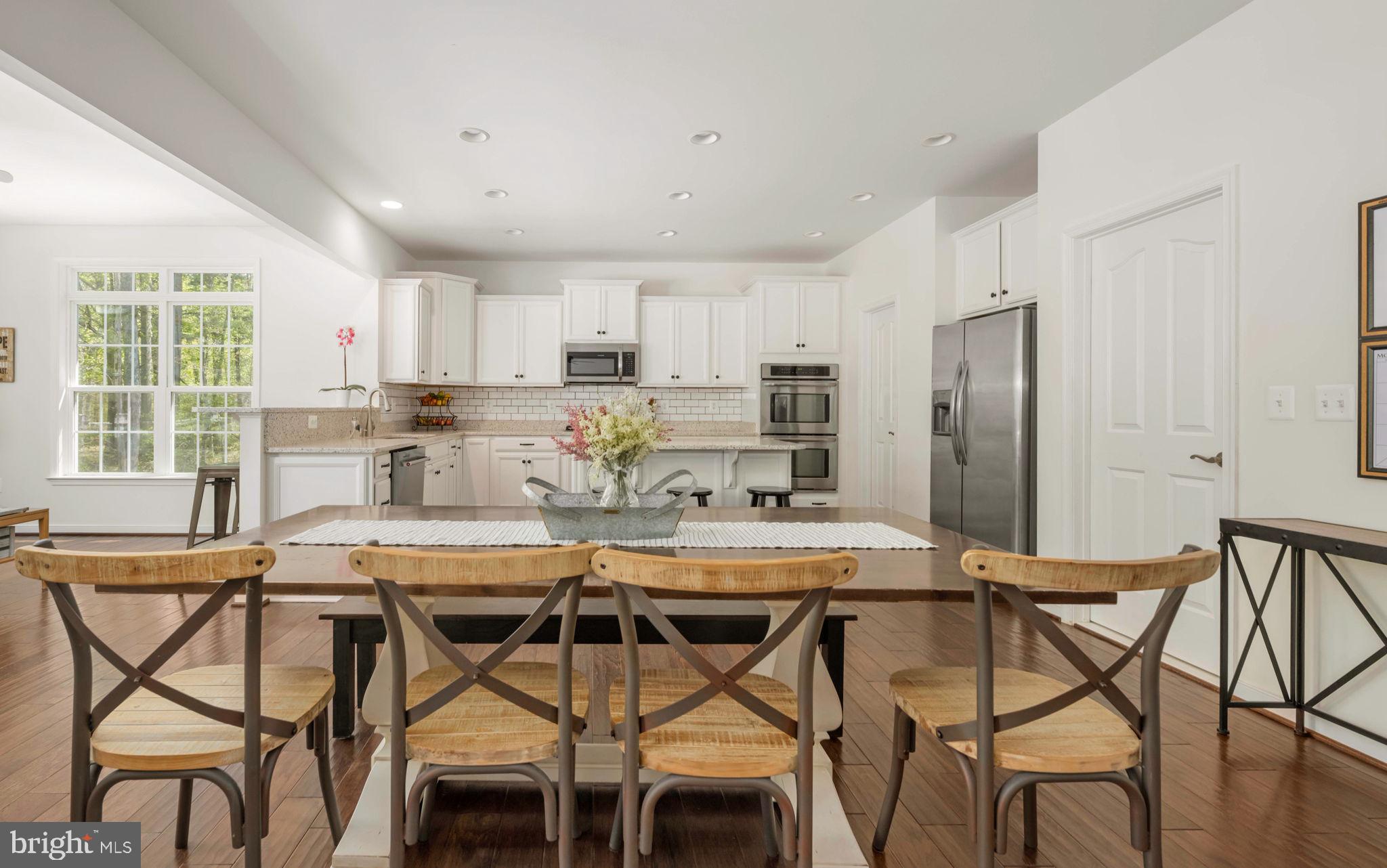 AUGUSTINE AT THE GLENS - Residential