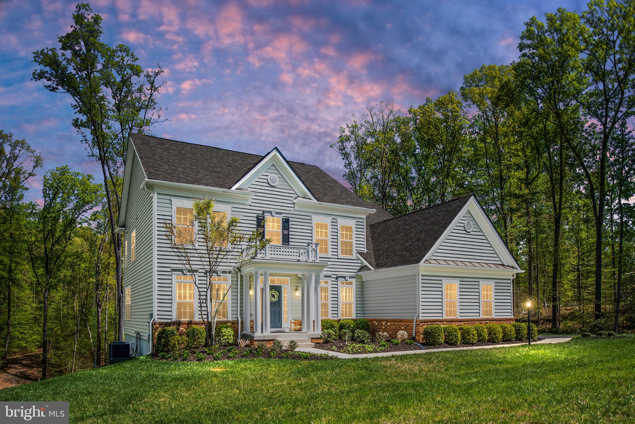 AUGUSTINE AT THE GLENS - Residential