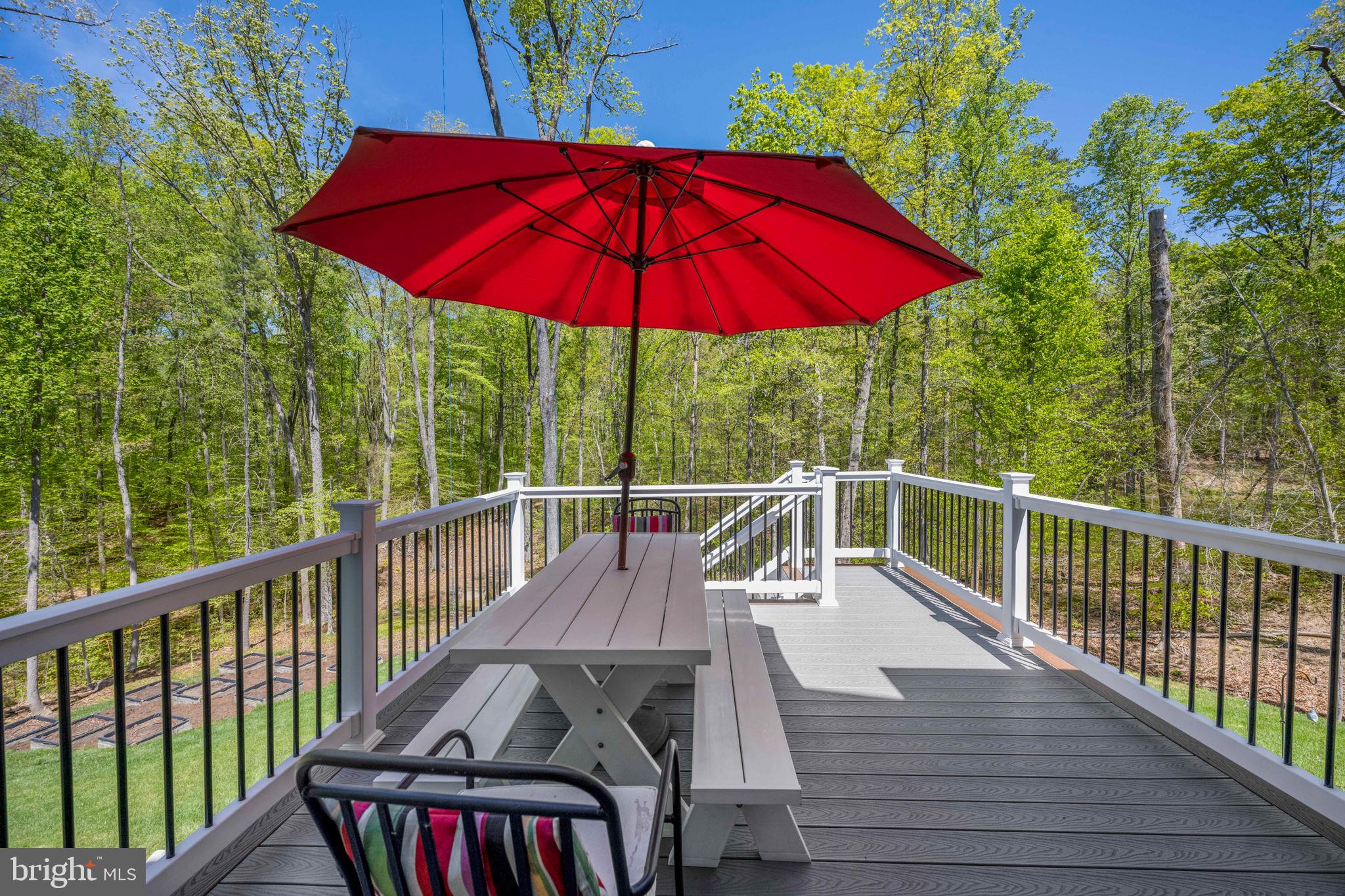 AUGUSTINE AT THE GLENS - Residential