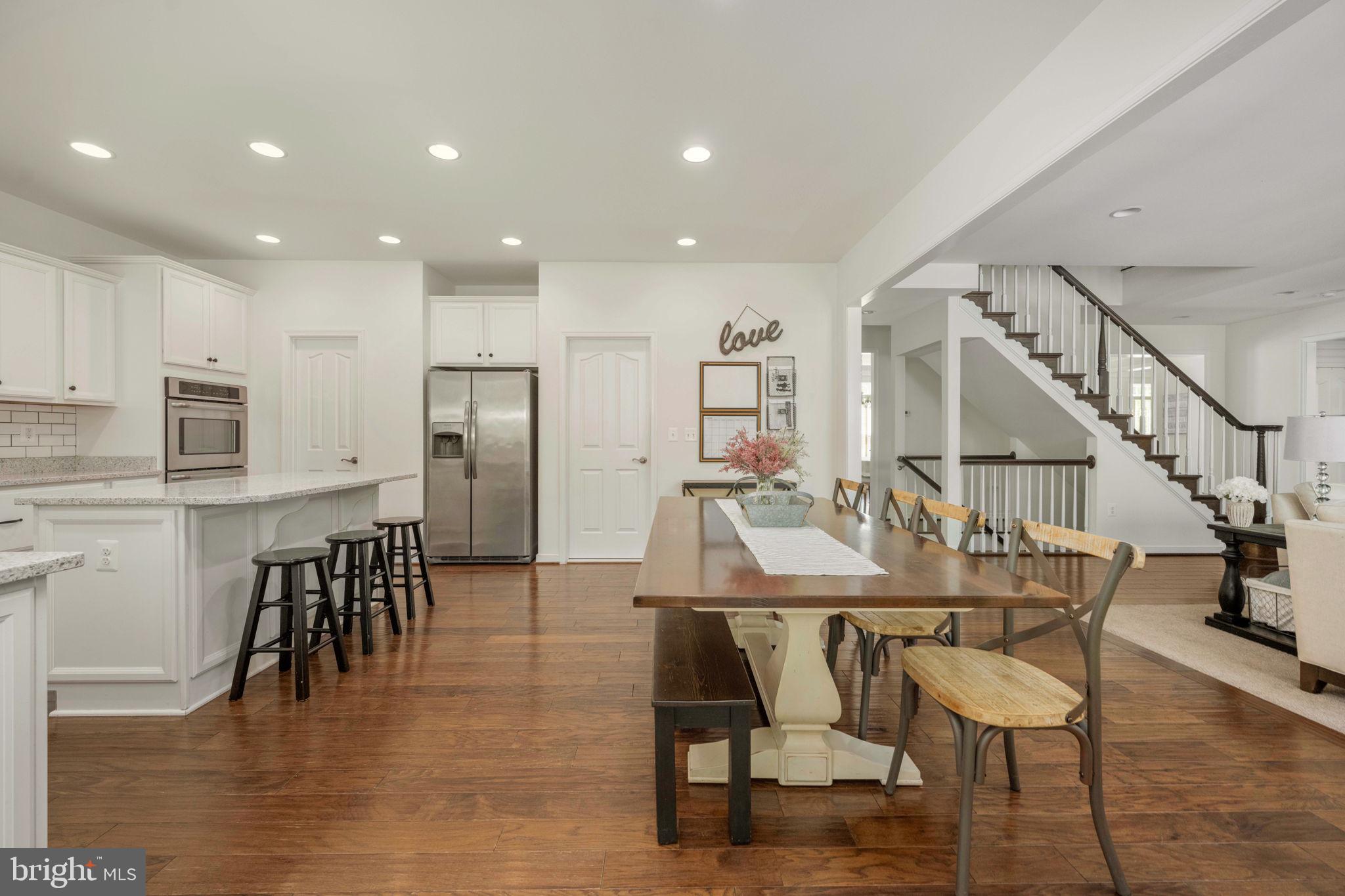 AUGUSTINE AT THE GLENS - Residential