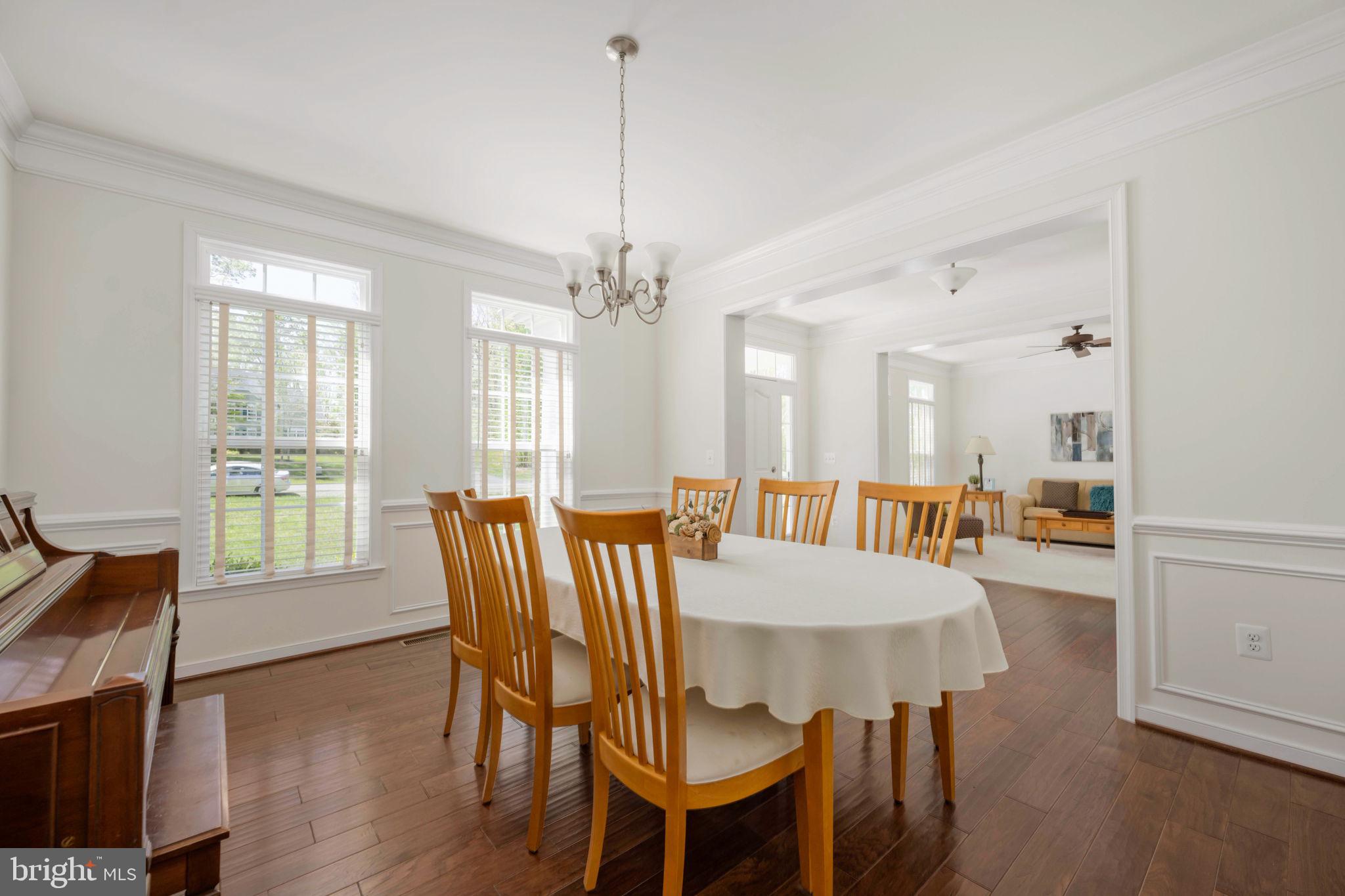 AUGUSTINE AT THE GLENS - Residential