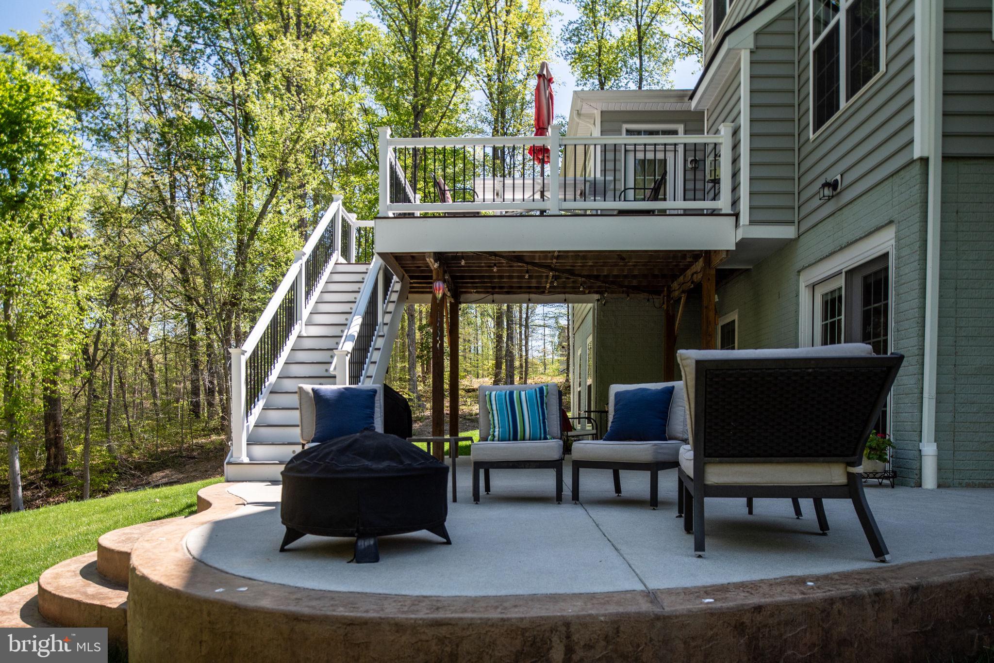 AUGUSTINE AT THE GLENS - Residential