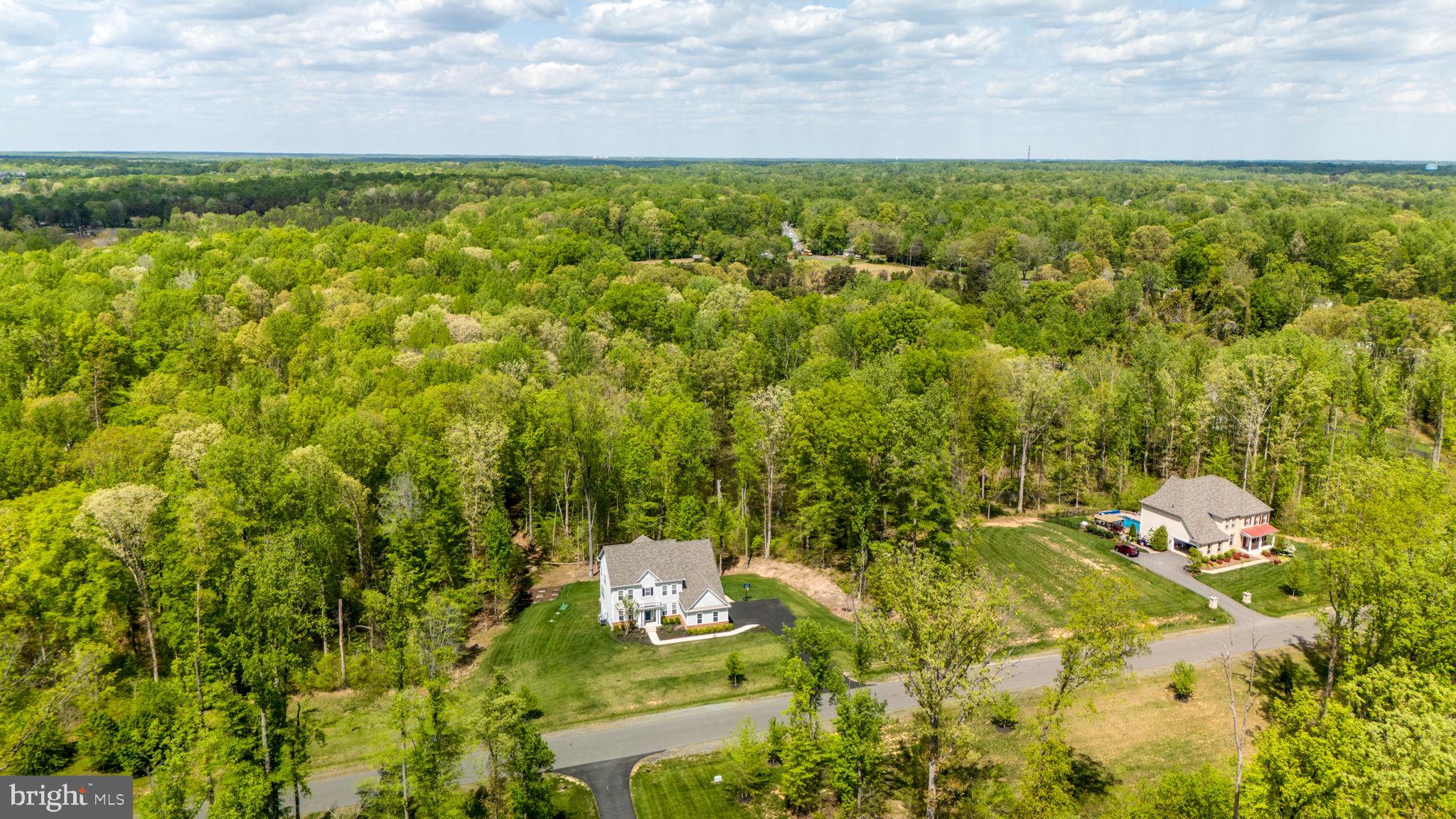 AUGUSTINE AT THE GLENS - Residential