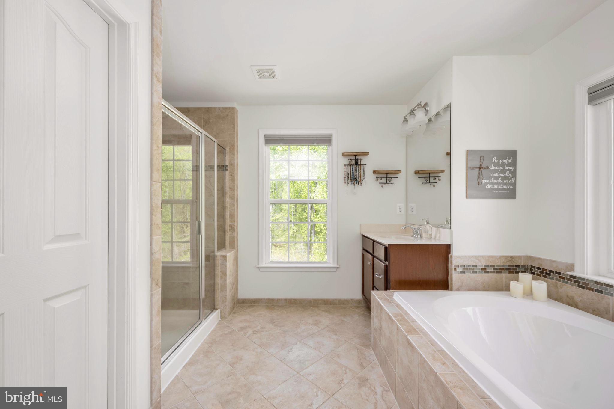 AUGUSTINE AT THE GLENS - Residential