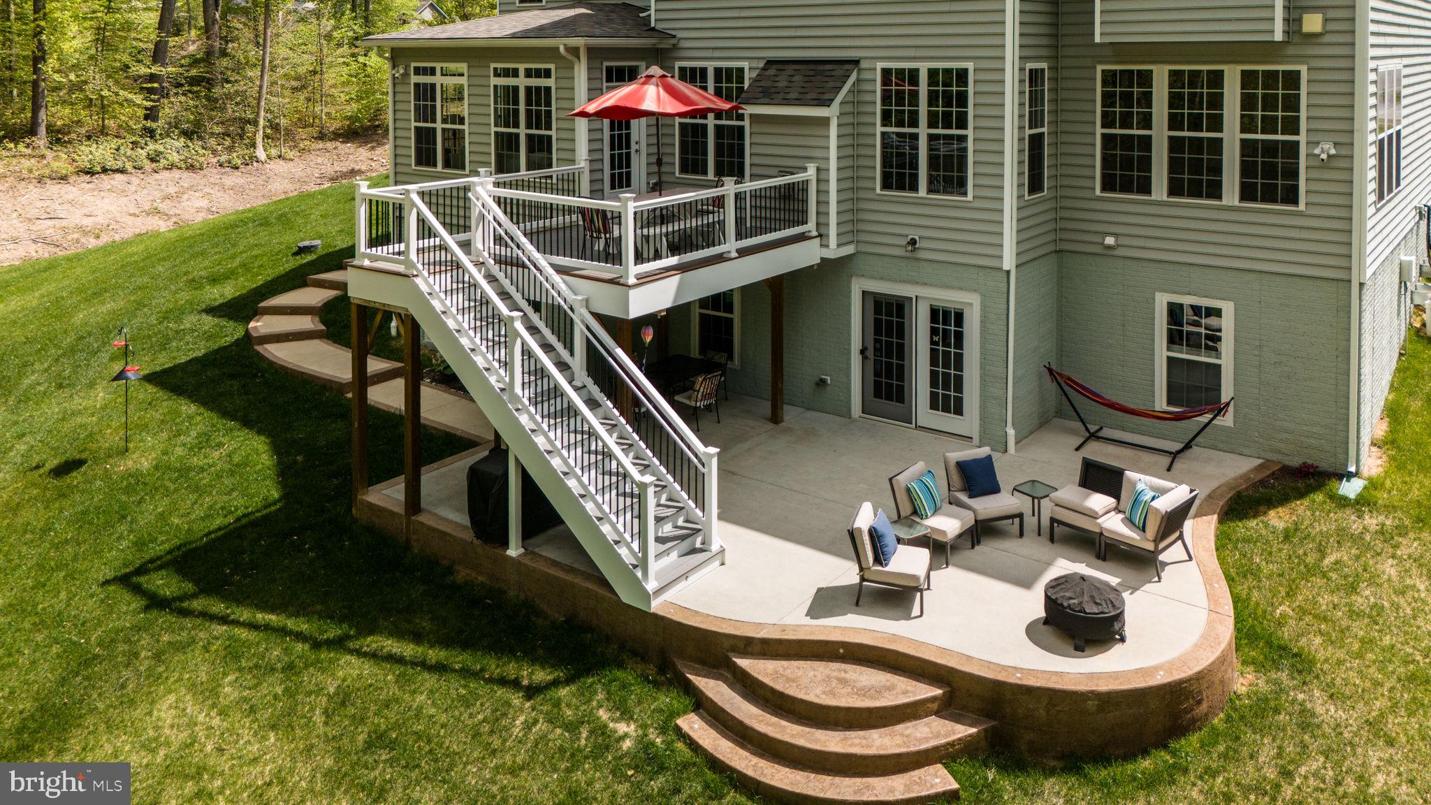 AUGUSTINE AT THE GLENS - Residential