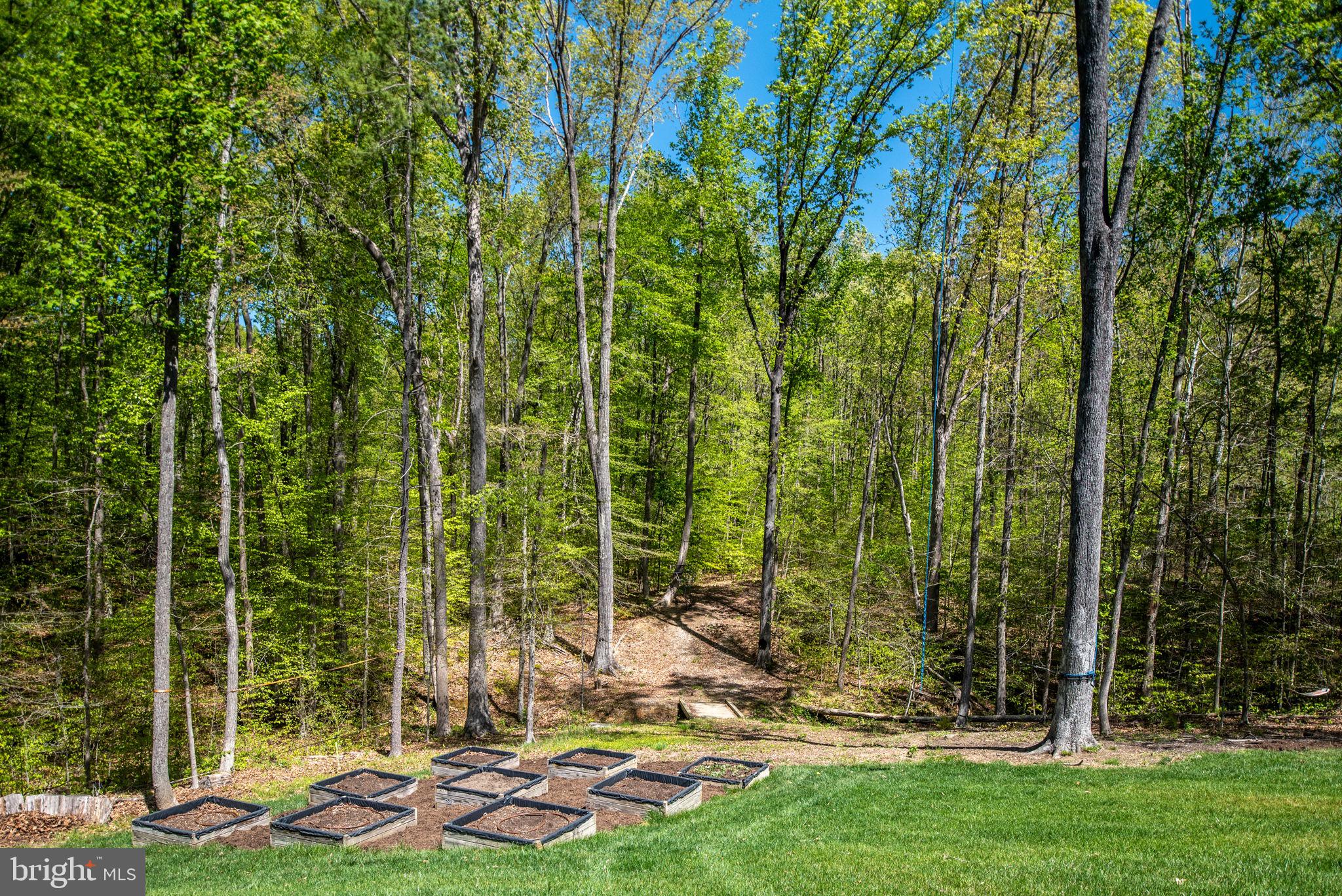 AUGUSTINE AT THE GLENS - Residential