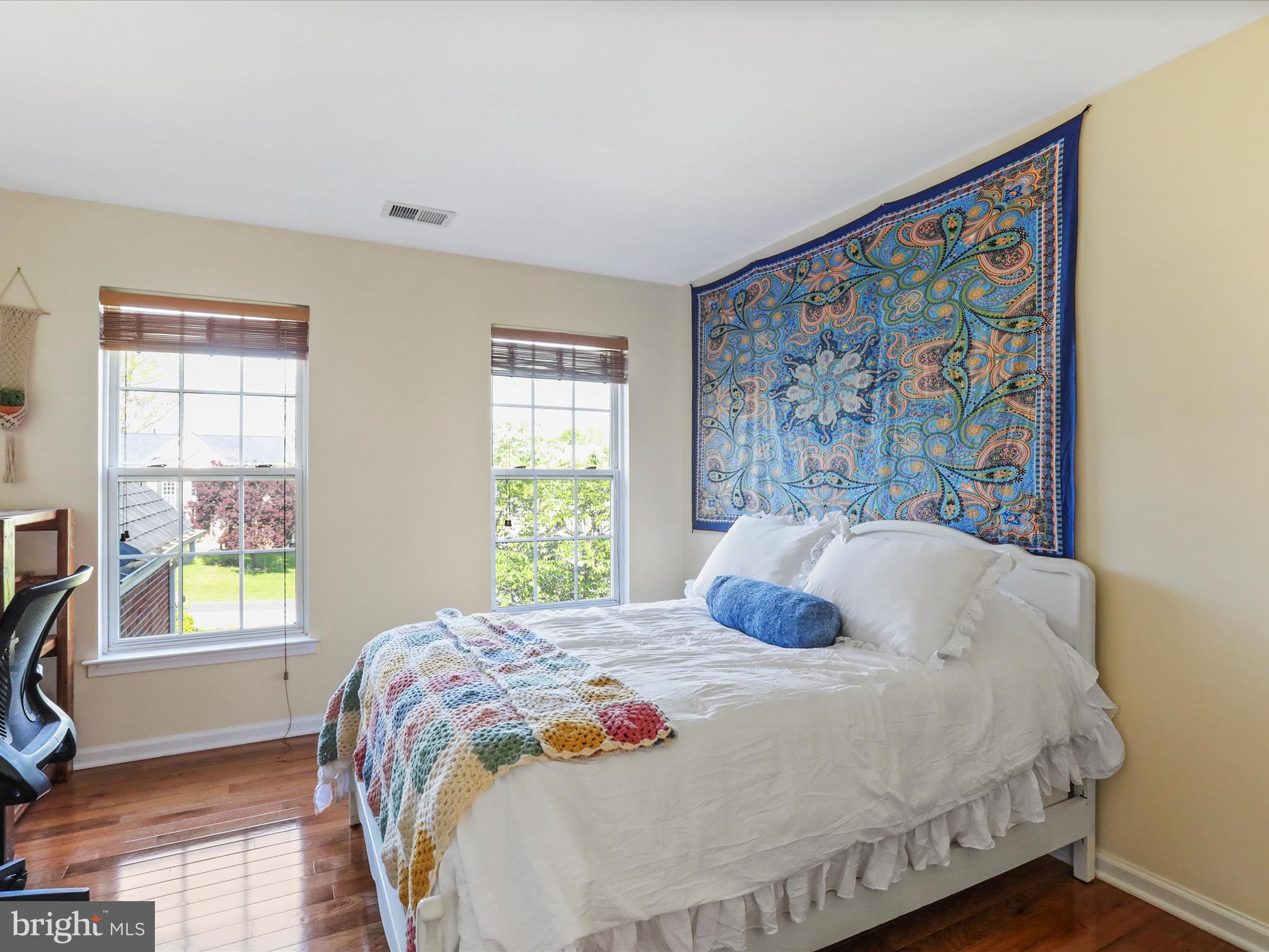 LOCUST HILL - Residential