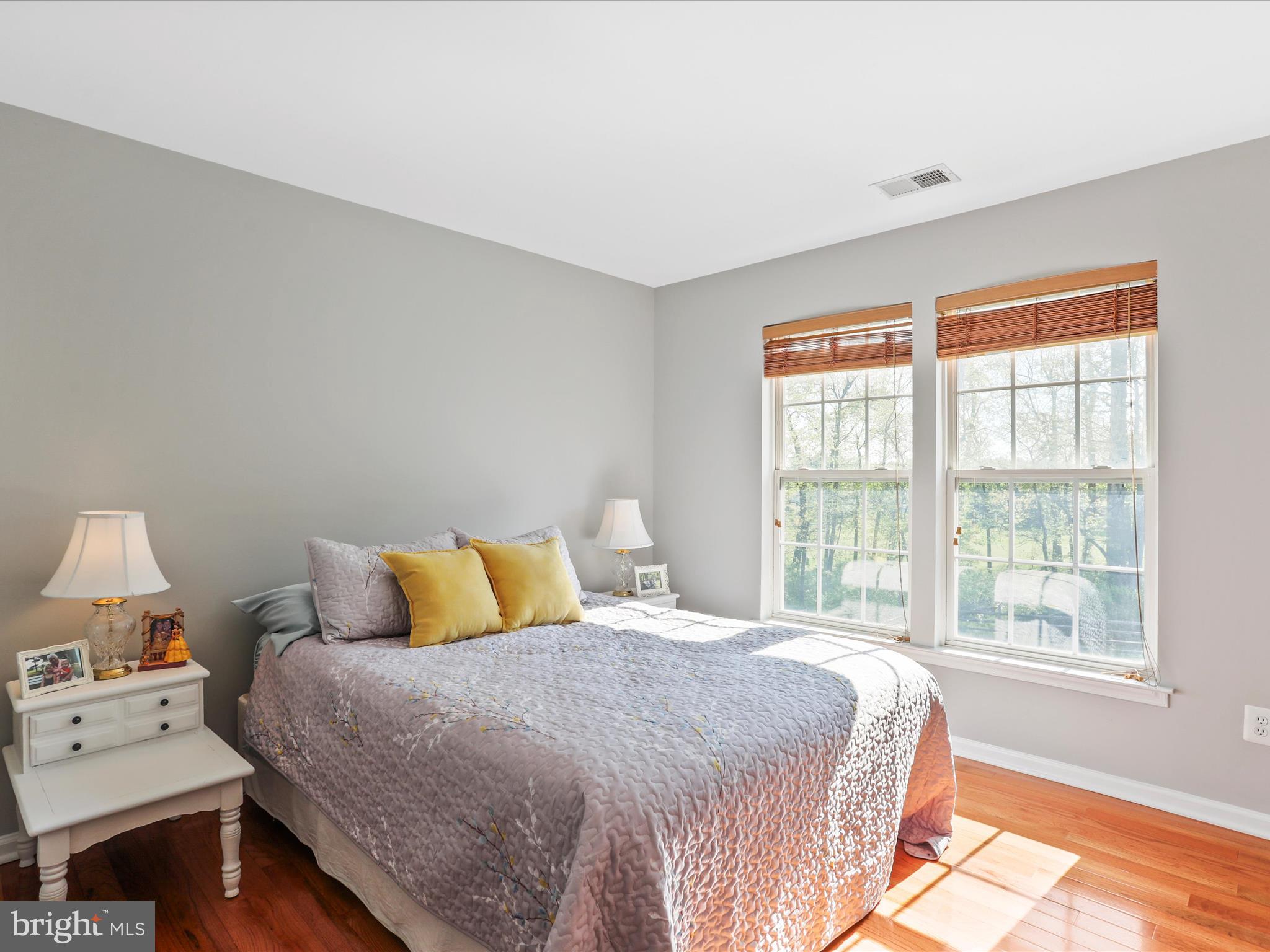 LOCUST HILL - Residential