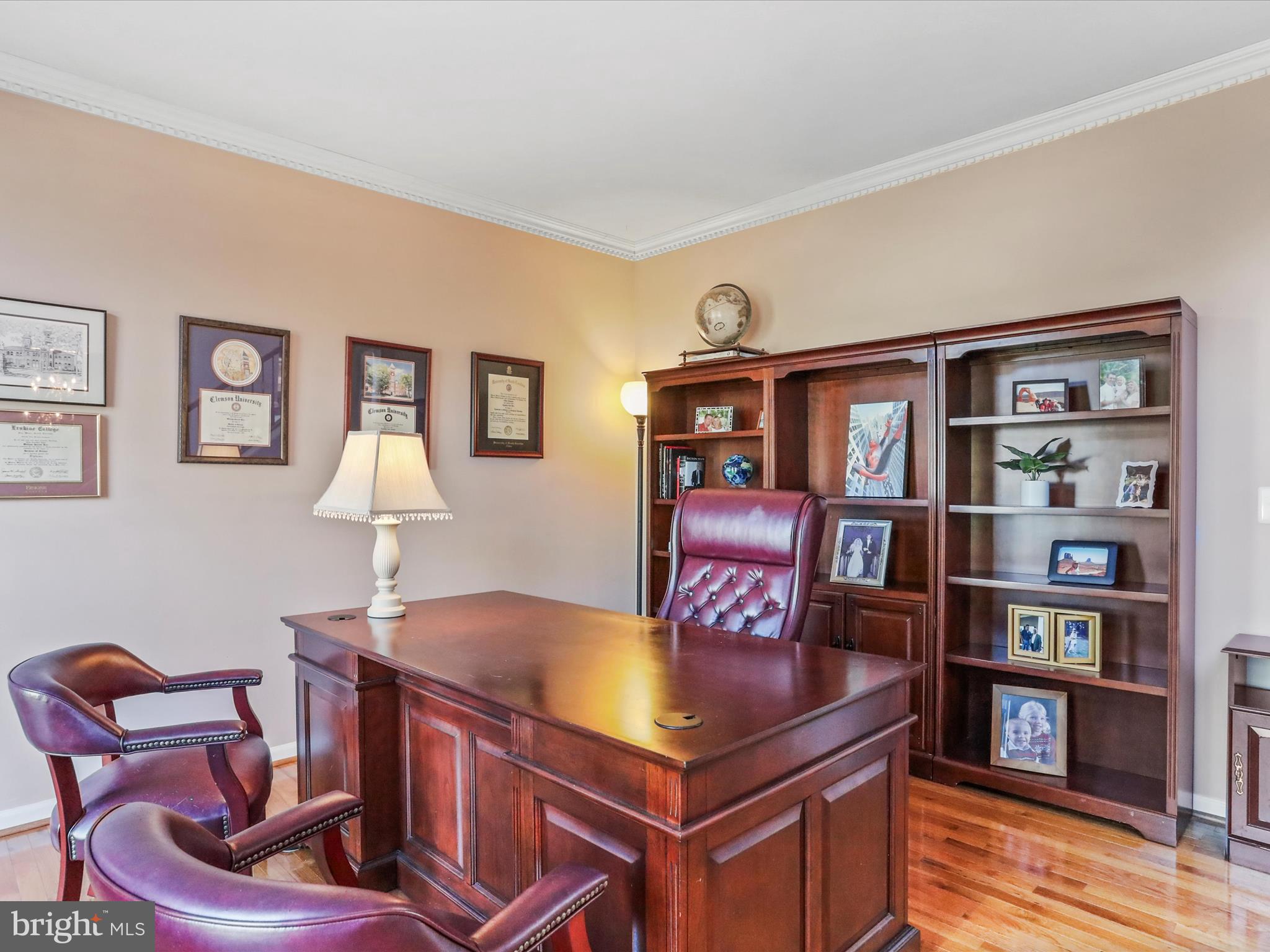 LOCUST HILL - Residential