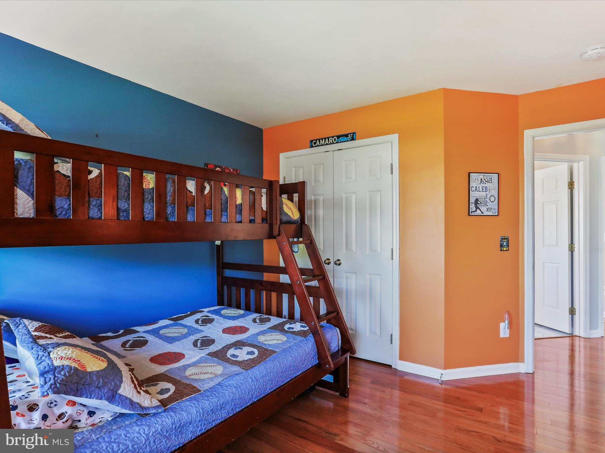 LOCUST HILL - Residential