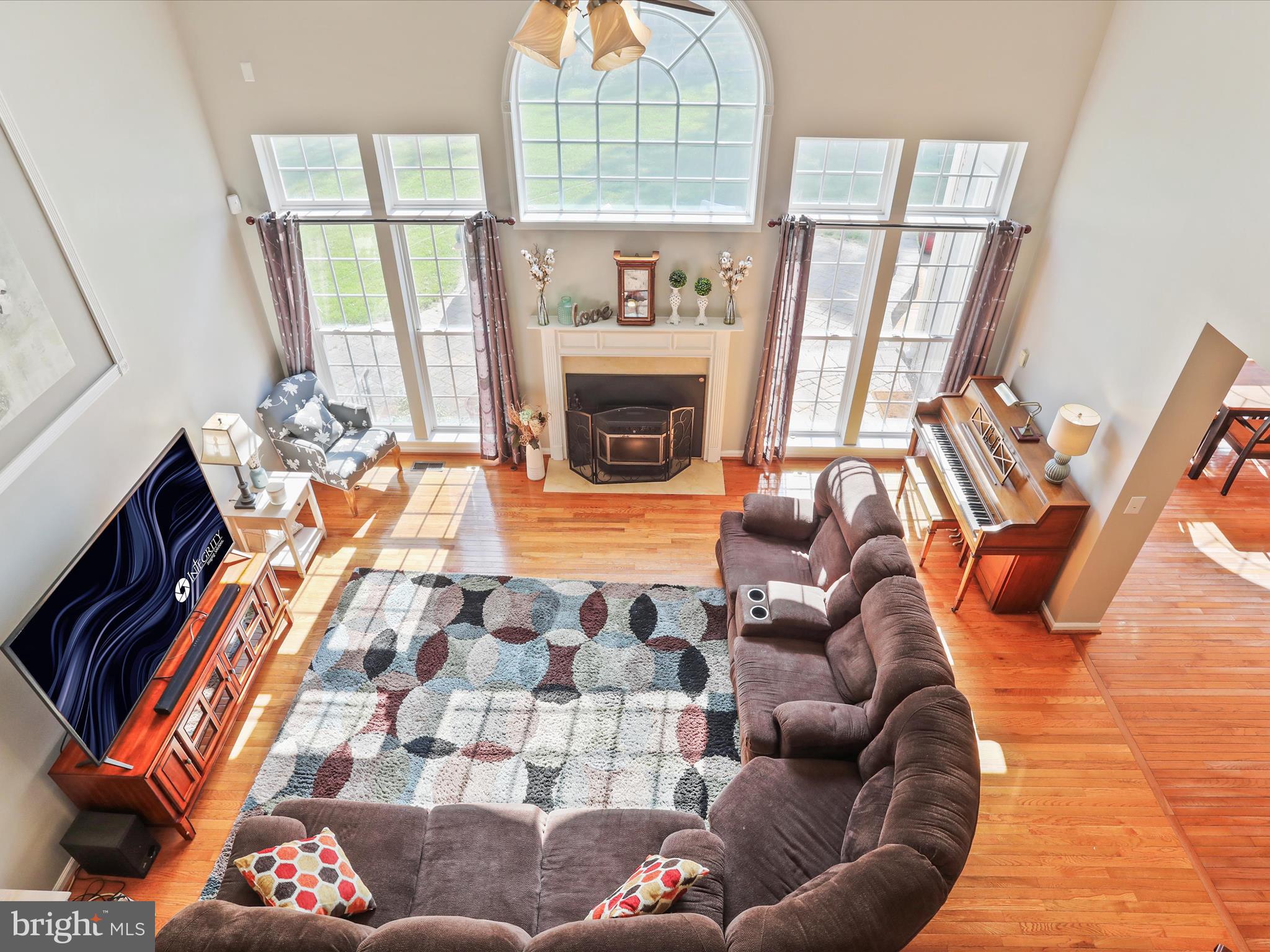 LOCUST HILL - Residential