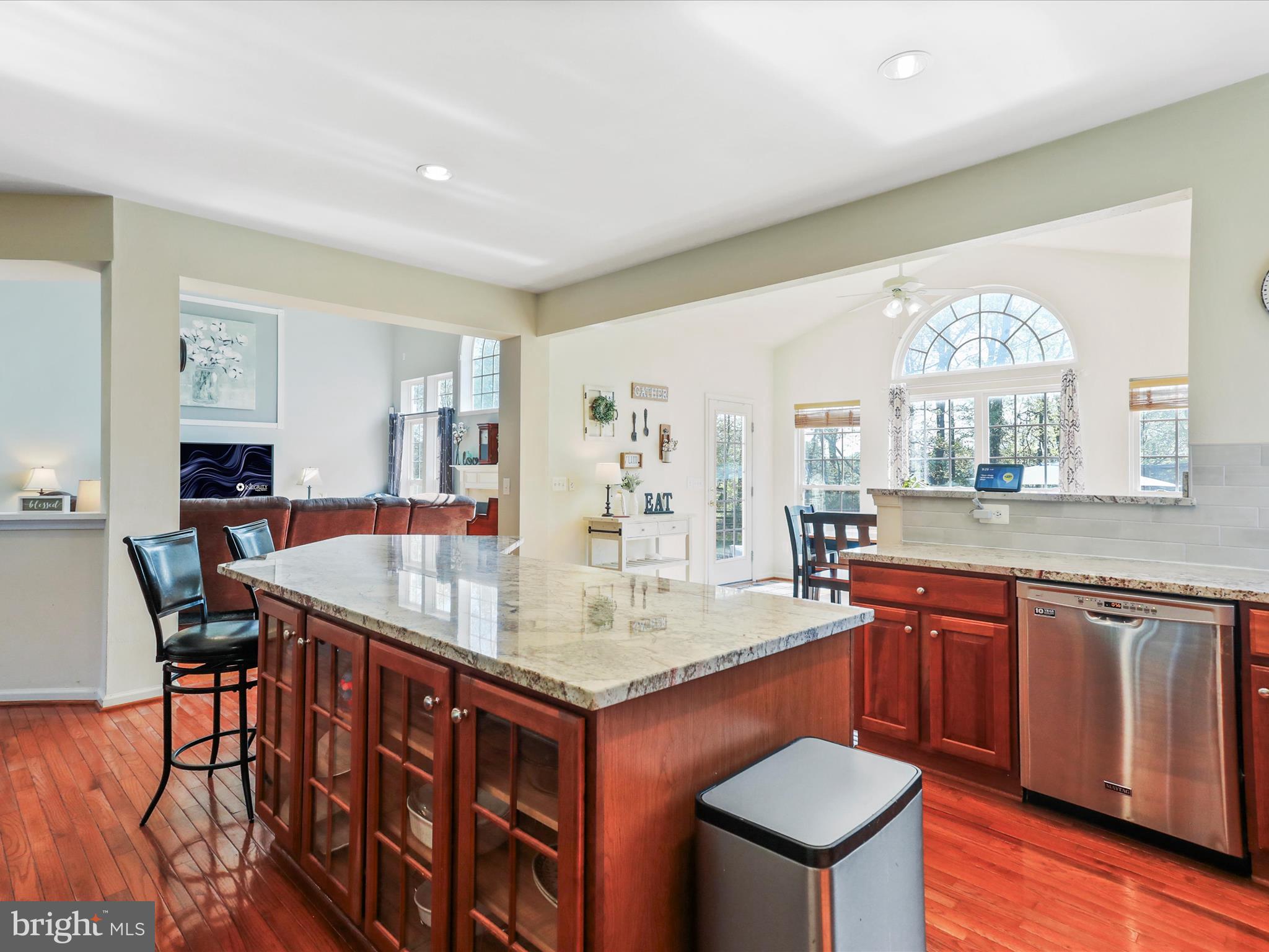 LOCUST HILL - Residential