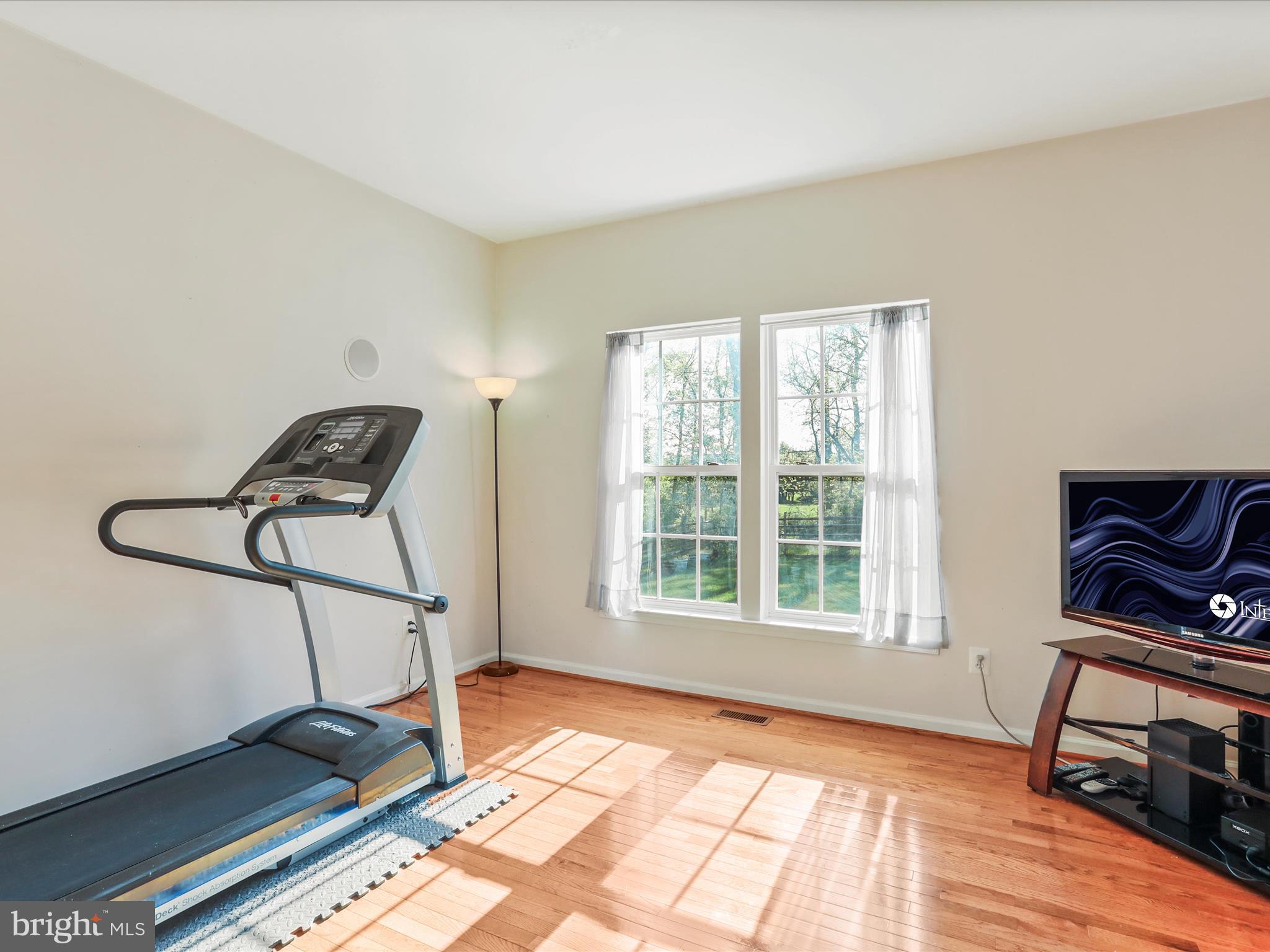 LOCUST HILL - Residential