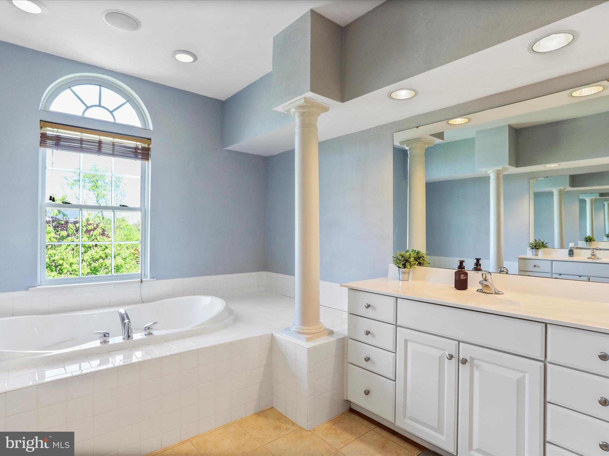 LOCUST HILL - Residential