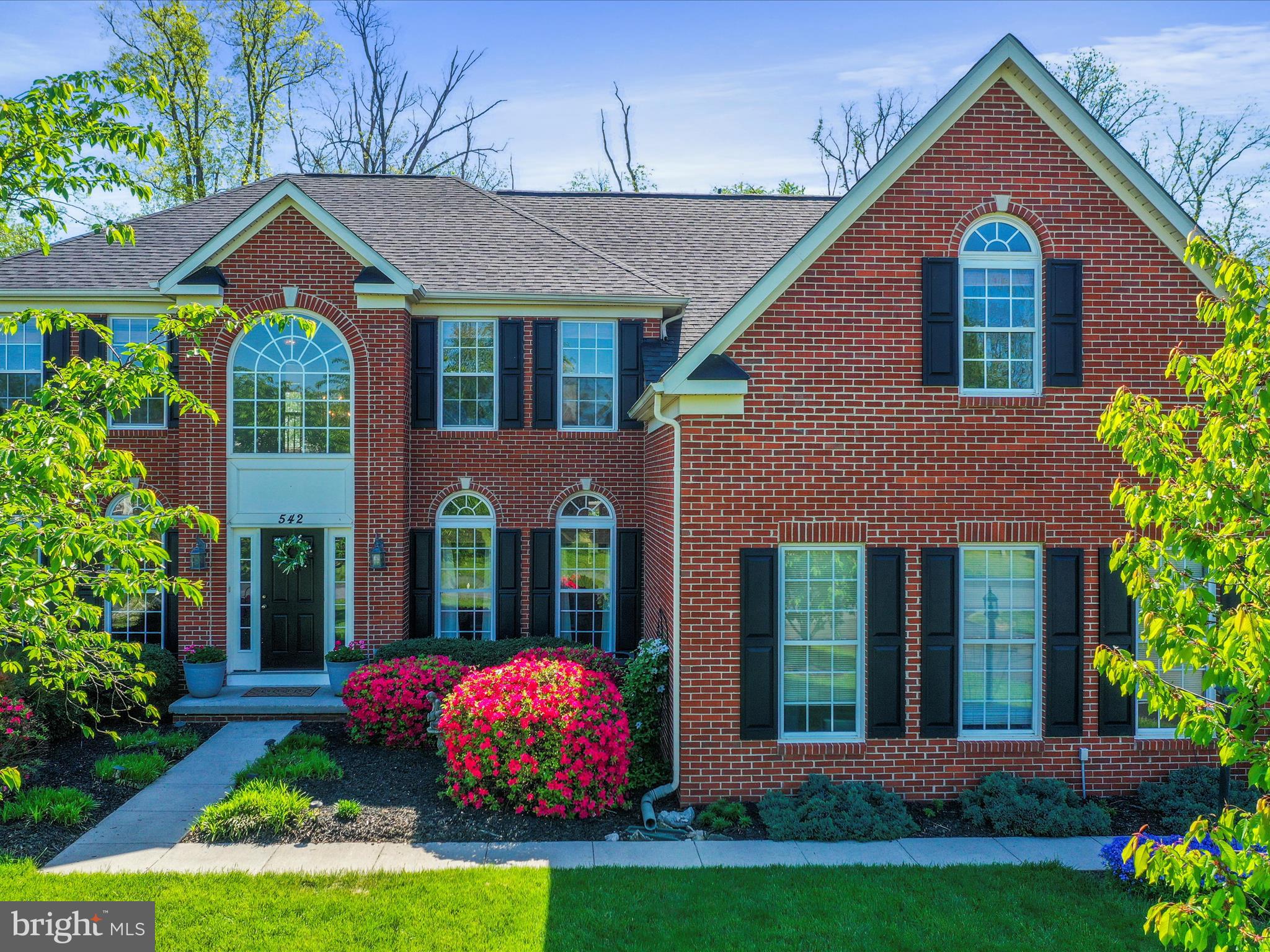 LOCUST HILL - Residential